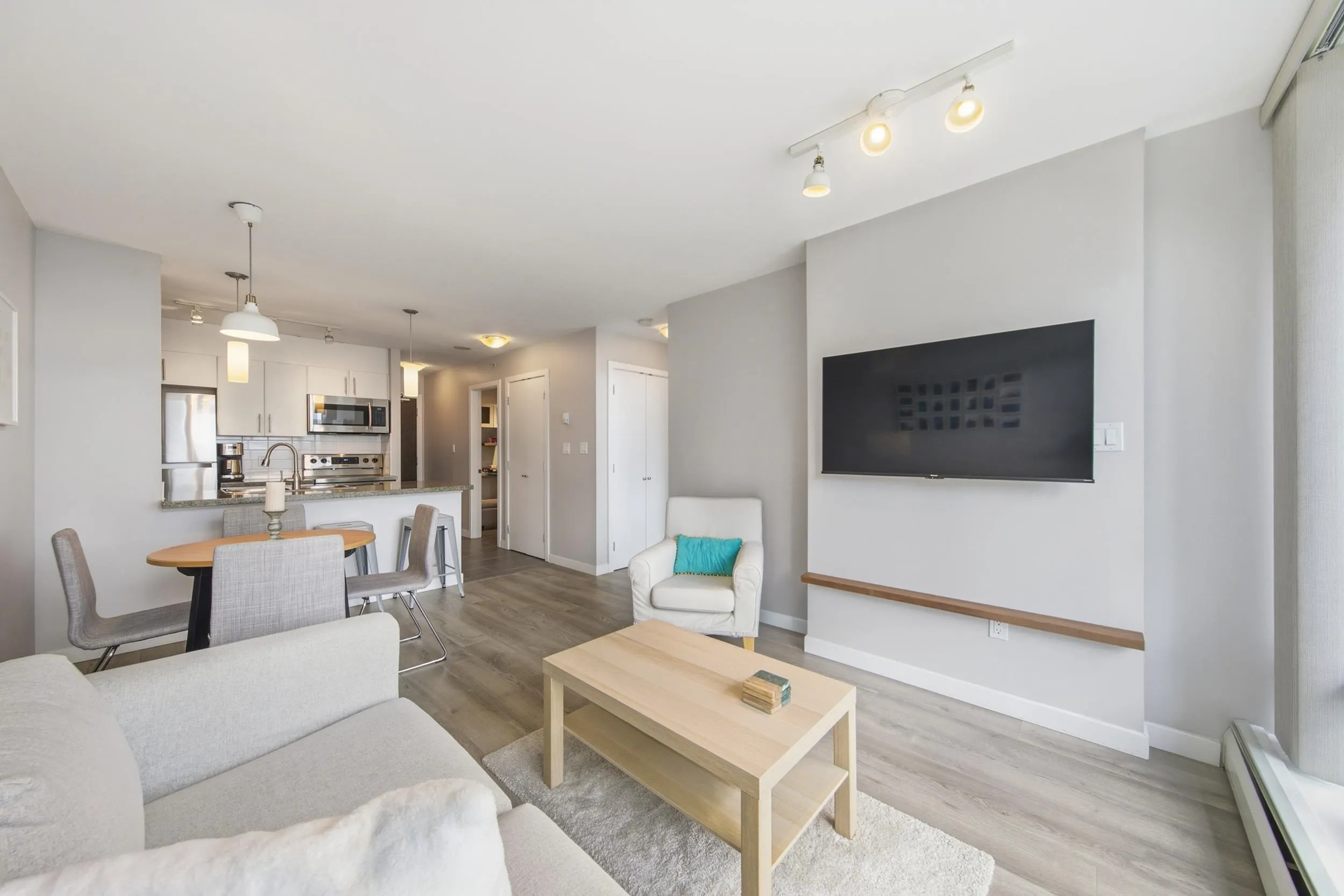 688 Abbott Street #903