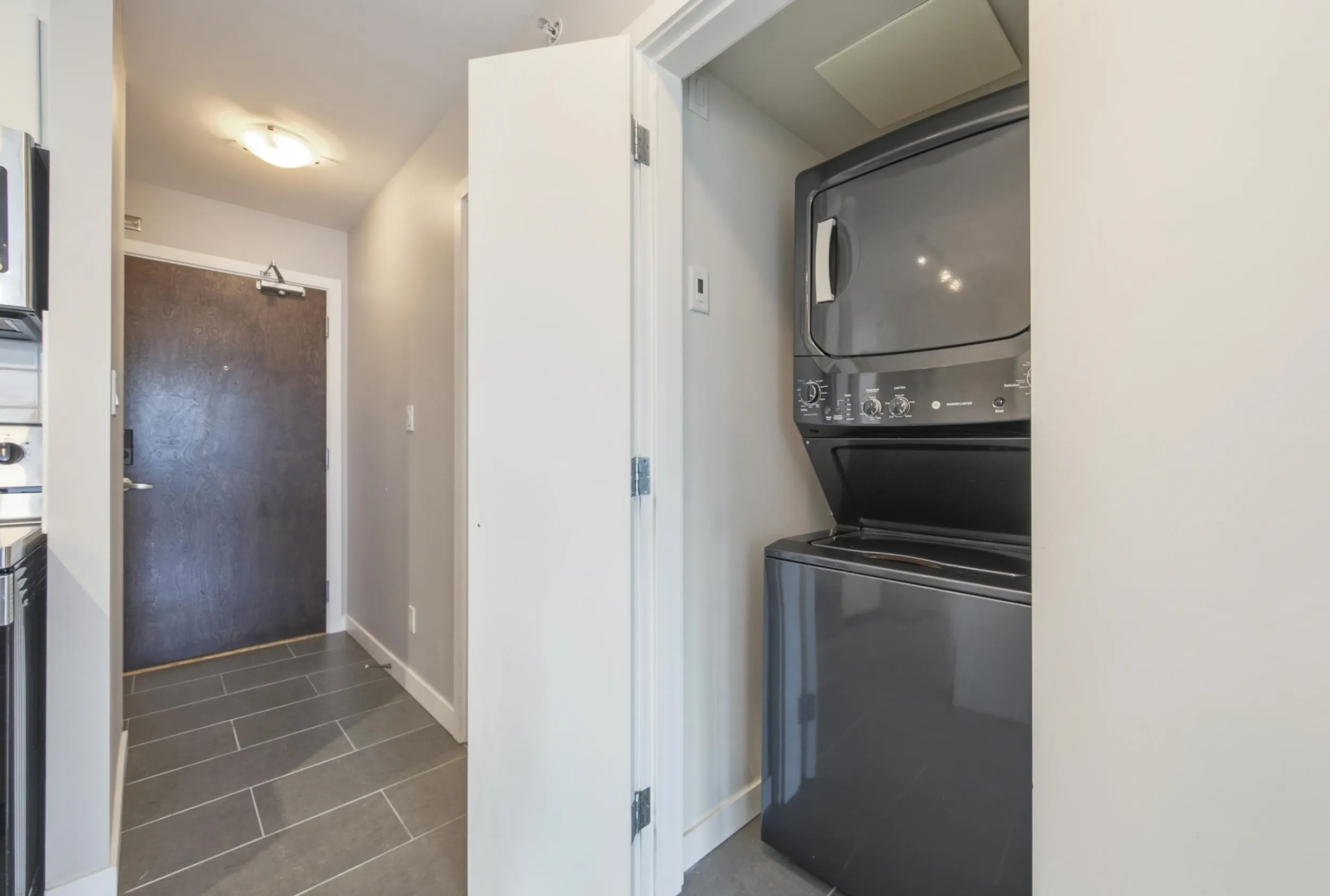 688 Abbott Street #903