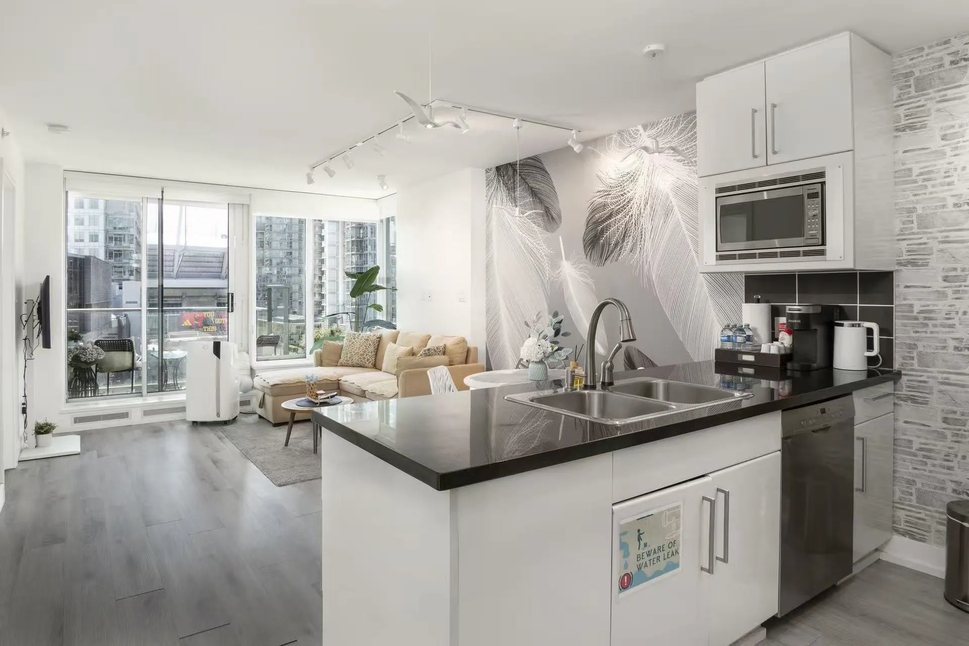 689 Abbott Street #1107