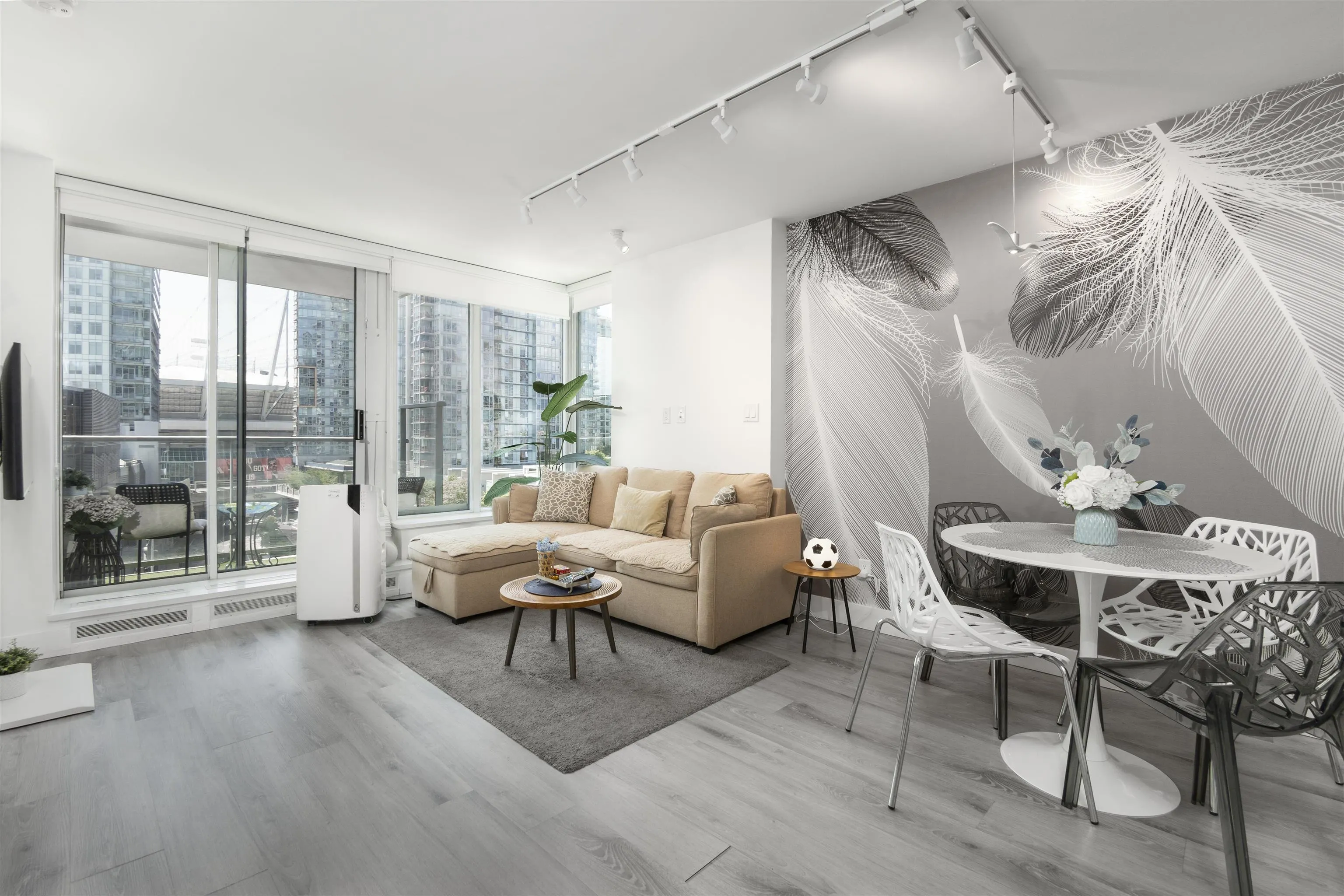 689 Abbott Street #1107