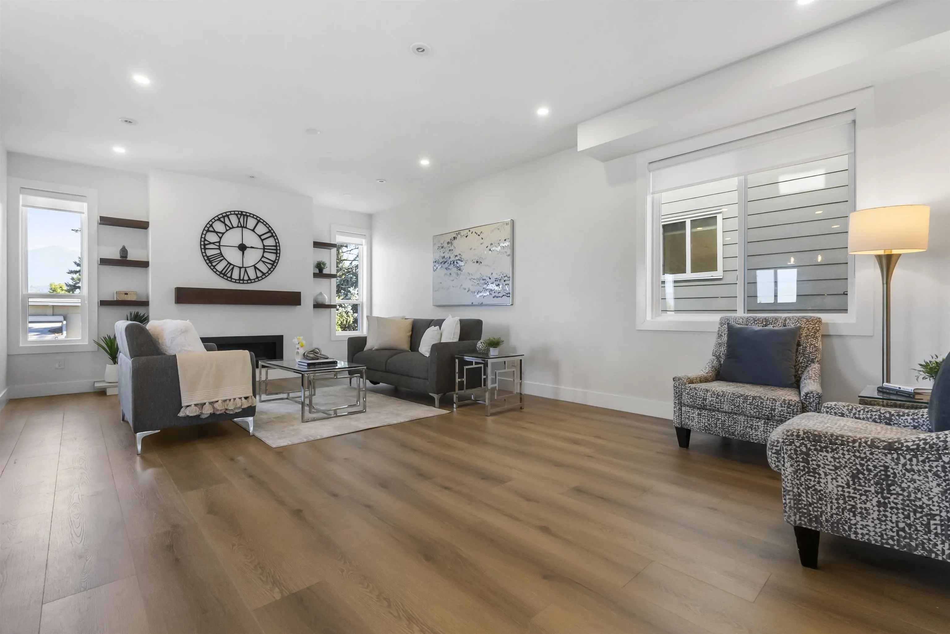 6042 Arlington Drive
