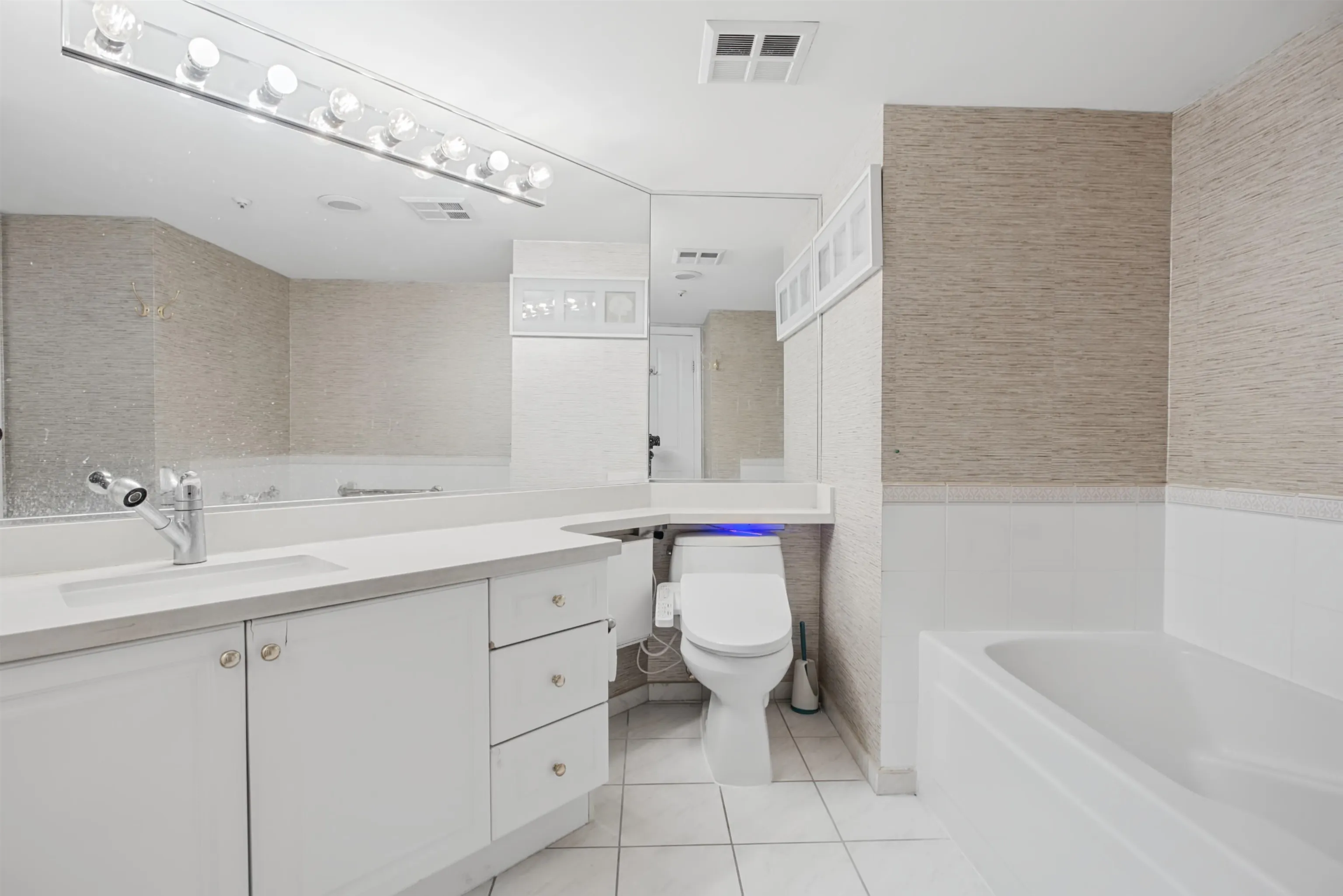 2105 W 42nd Avenue #214