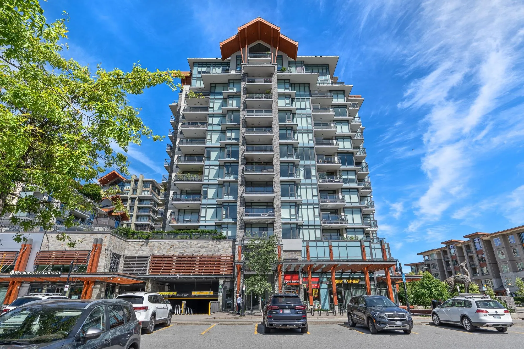 1210 E 27th Street #404