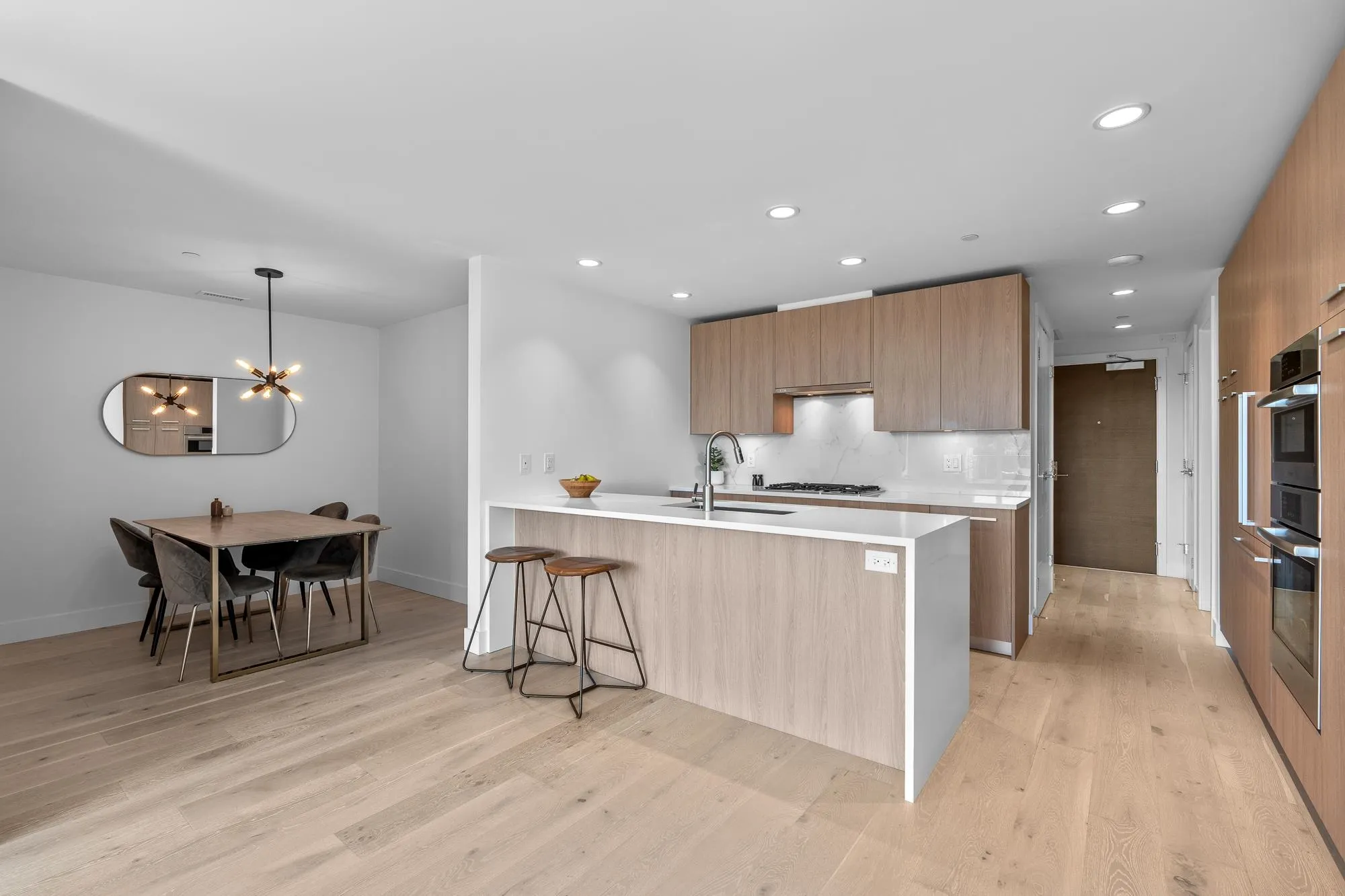 1210 E 27th Street #404