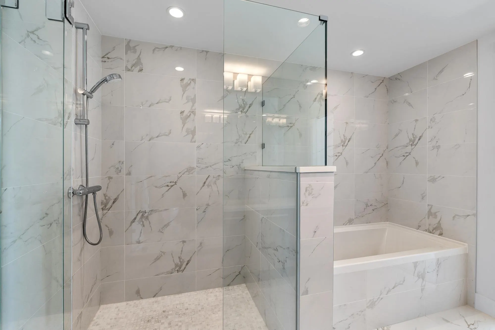 1210 E 27th Street #404