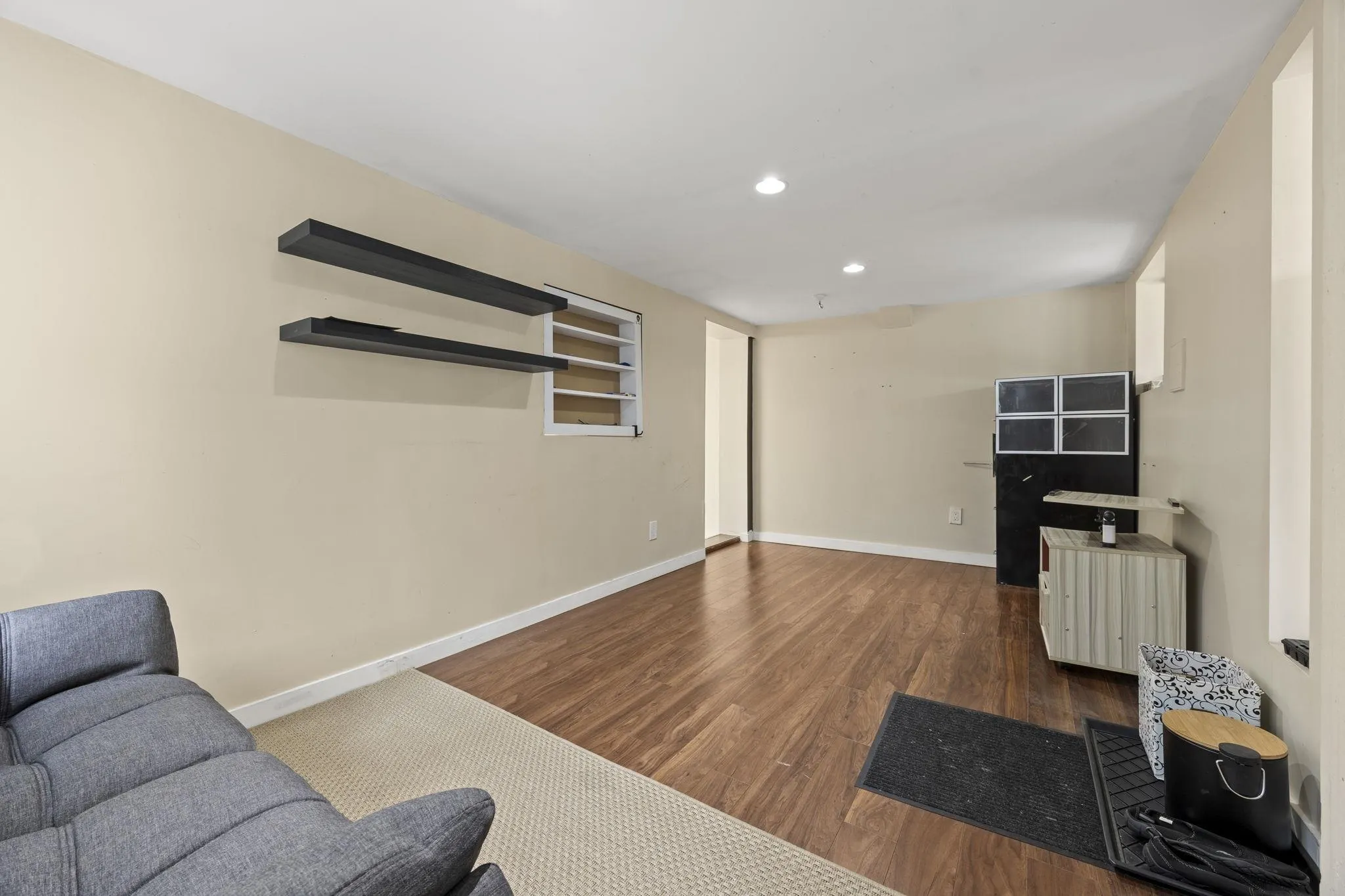 300 Tenth Avenue