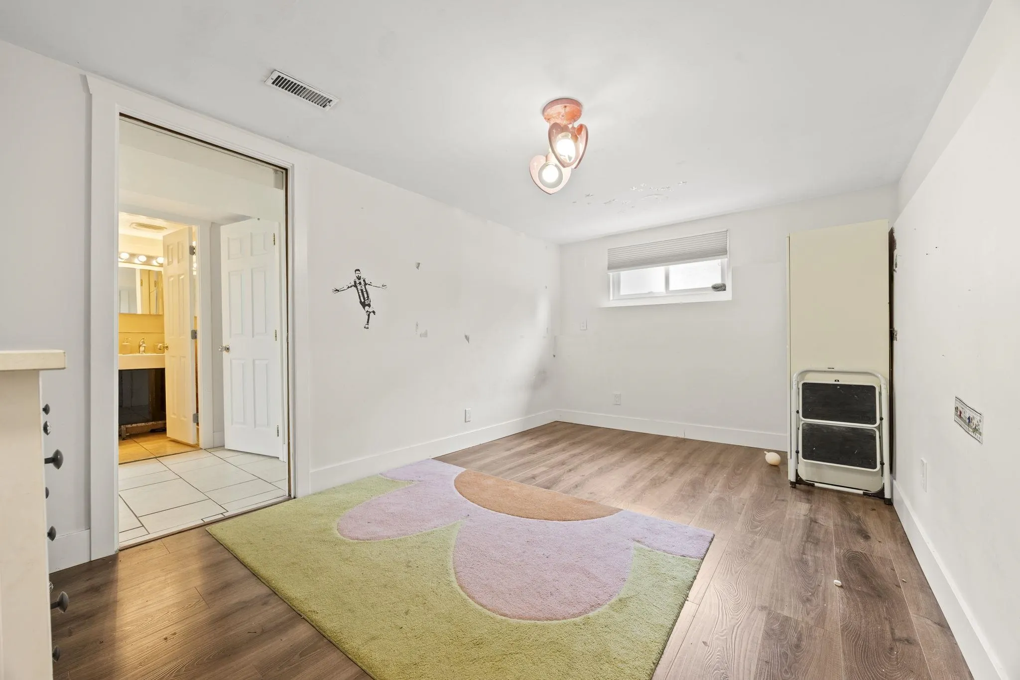 300 Tenth Avenue