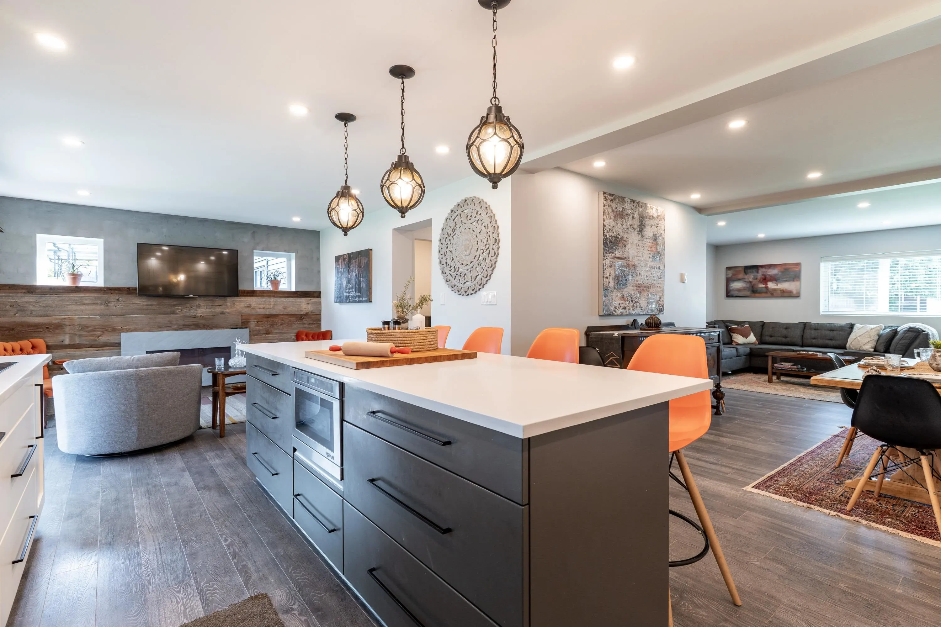 5365 Maple Crescent