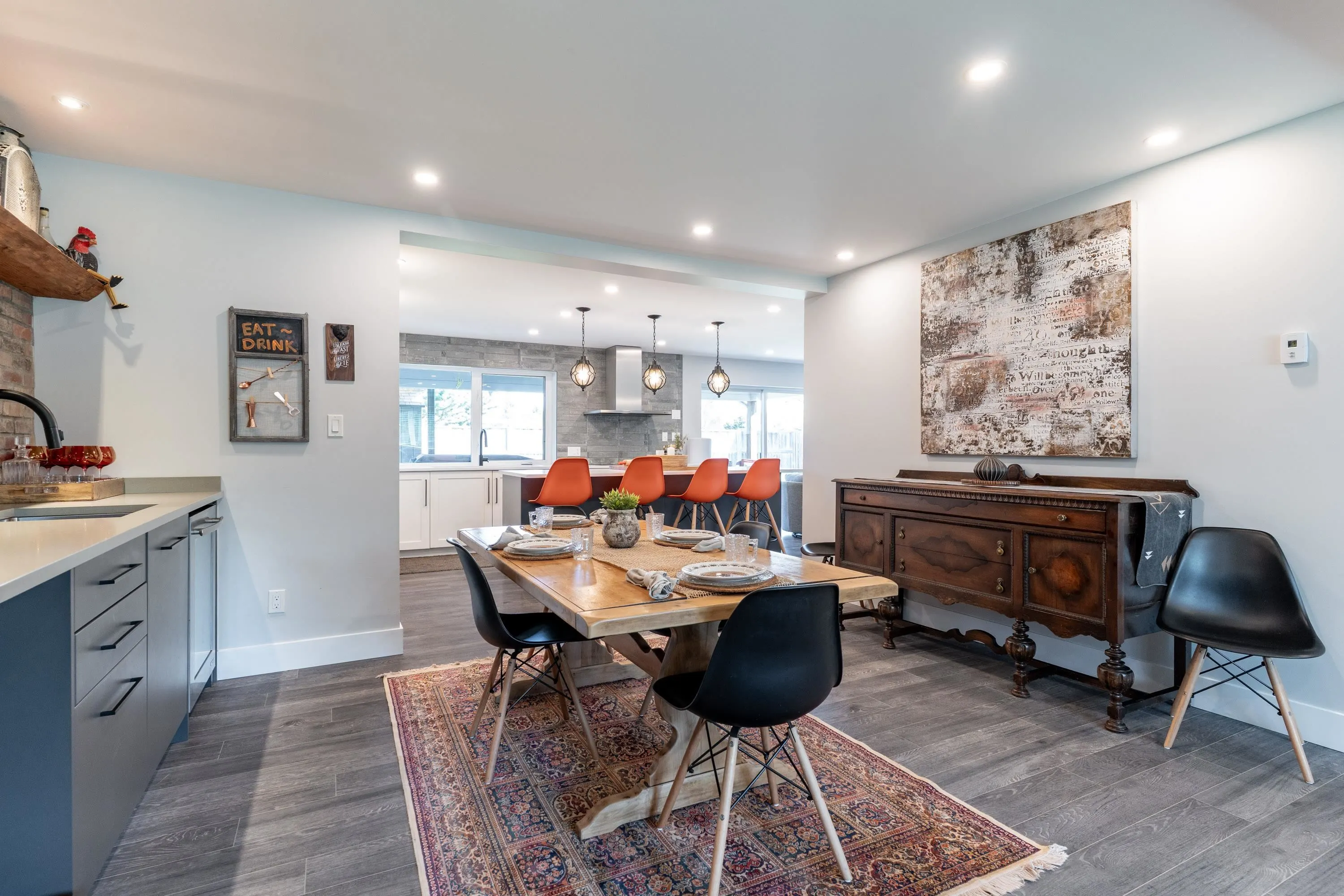 5365 Maple Crescent