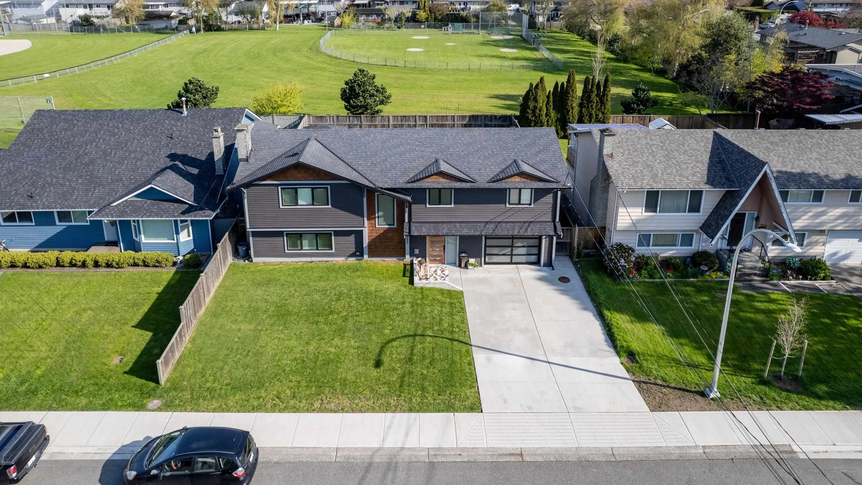 5365 Maple Crescent