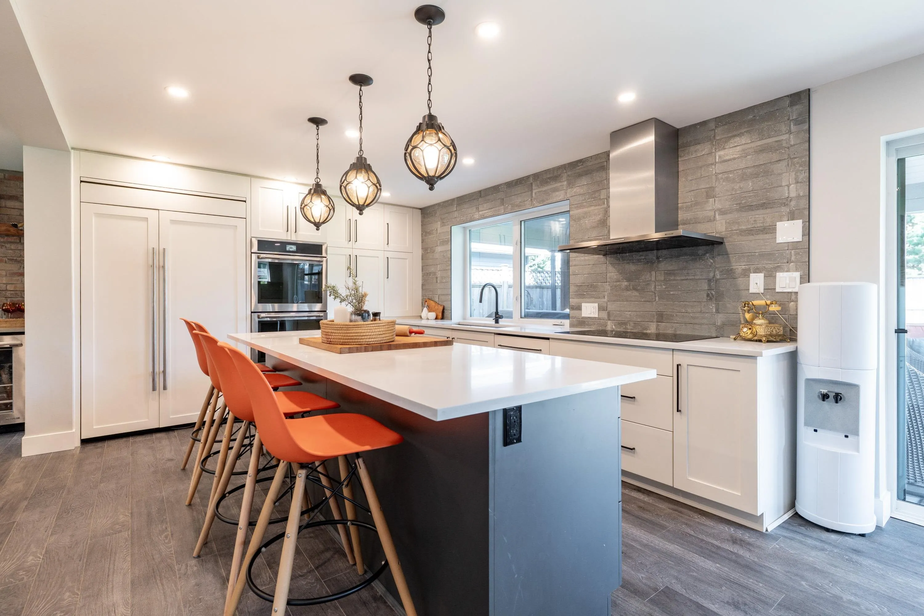 5365 Maple Crescent