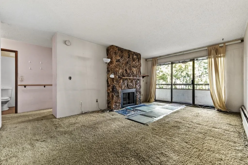 550 E 6th Avenue #212