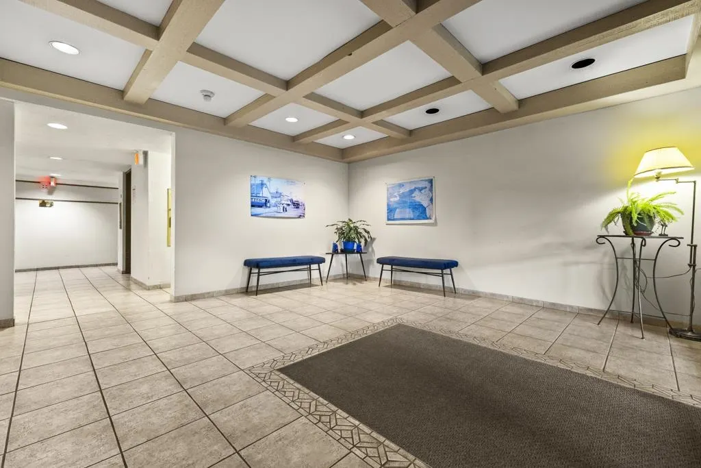 550 E 6th Avenue #212