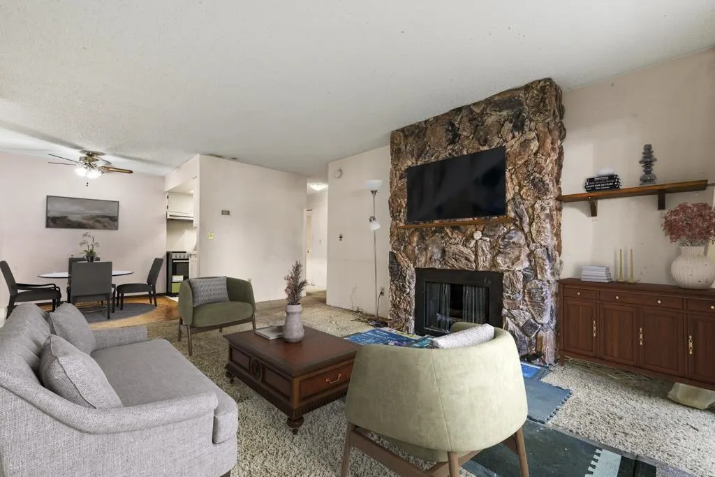 550 E 6th Avenue #212