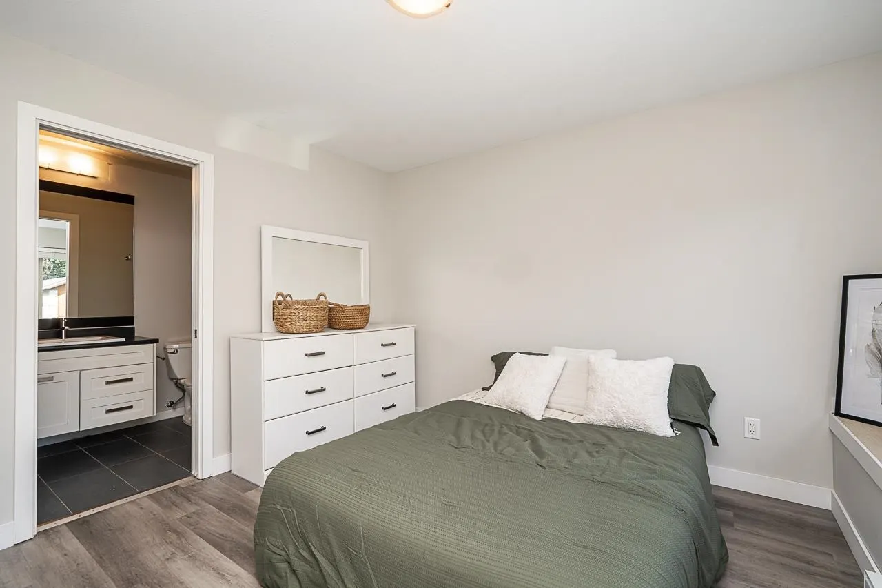 34248 King Road #41