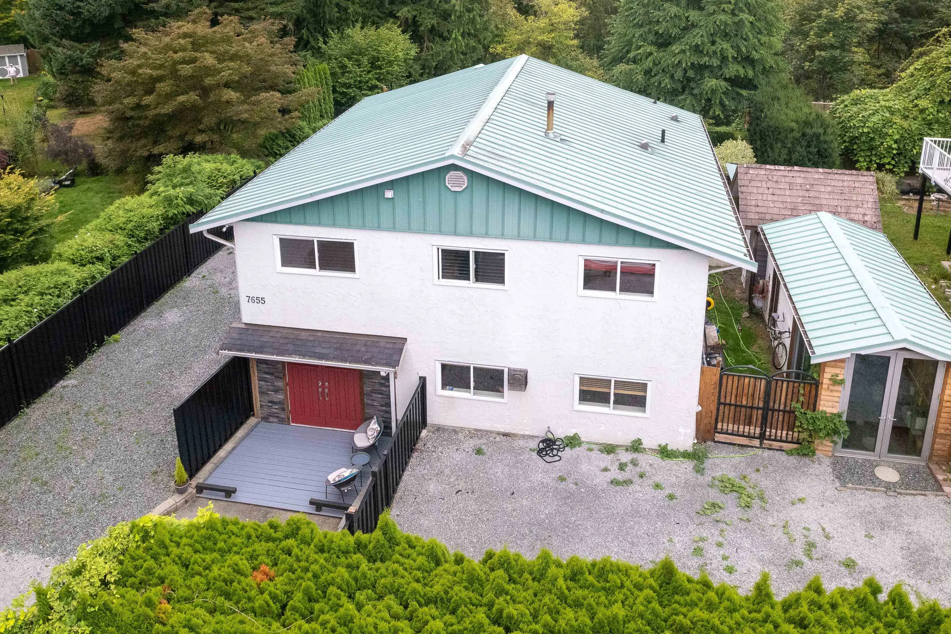 7655 Woodcock Crescent