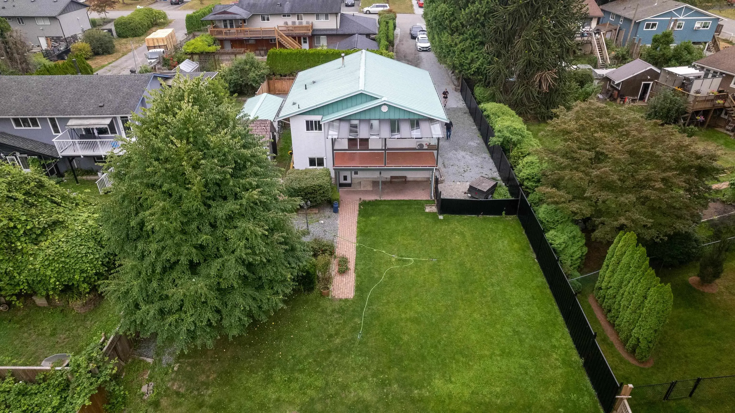 7655 Woodcock Crescent
