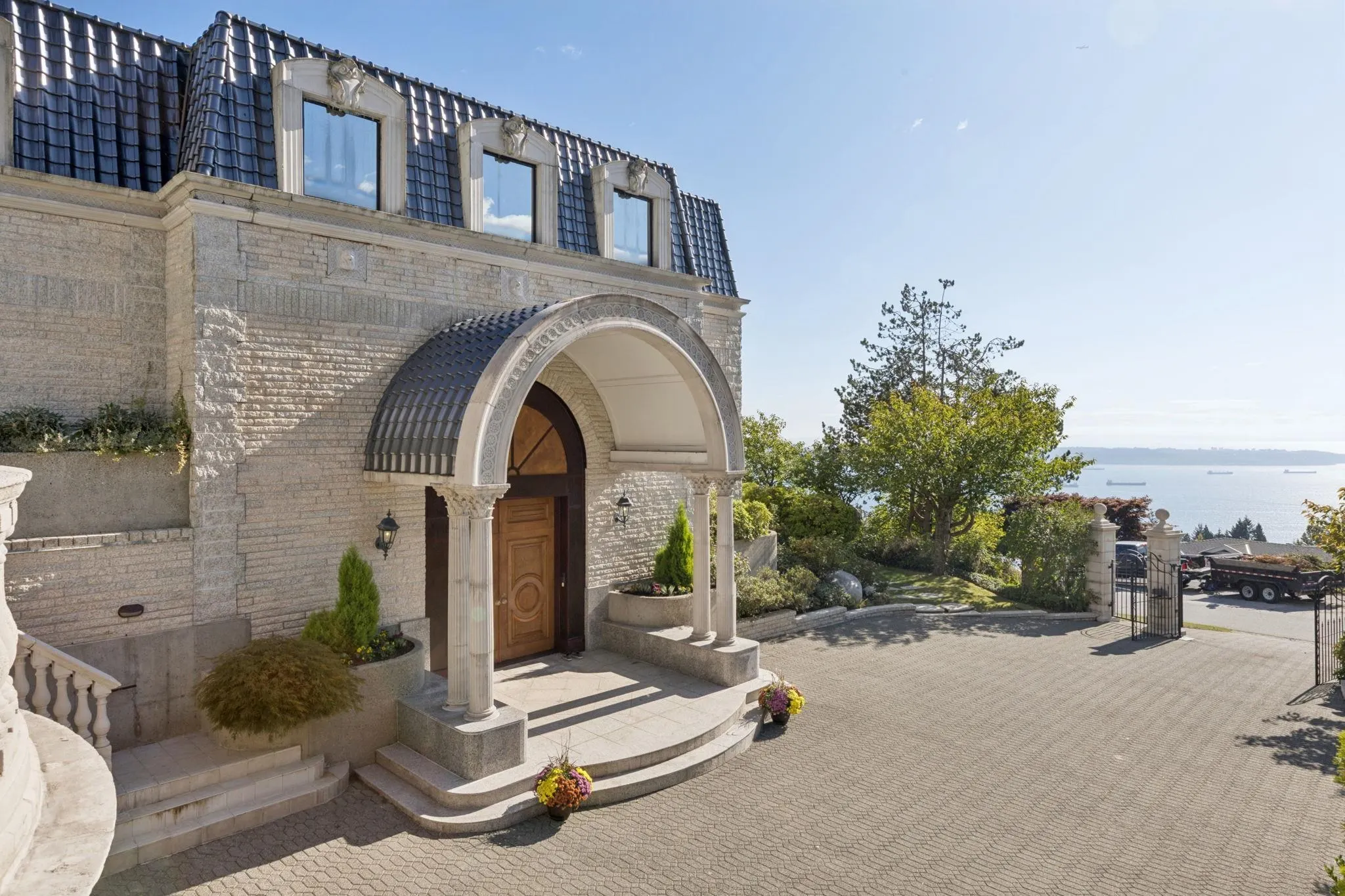 1471 Bramwell Road