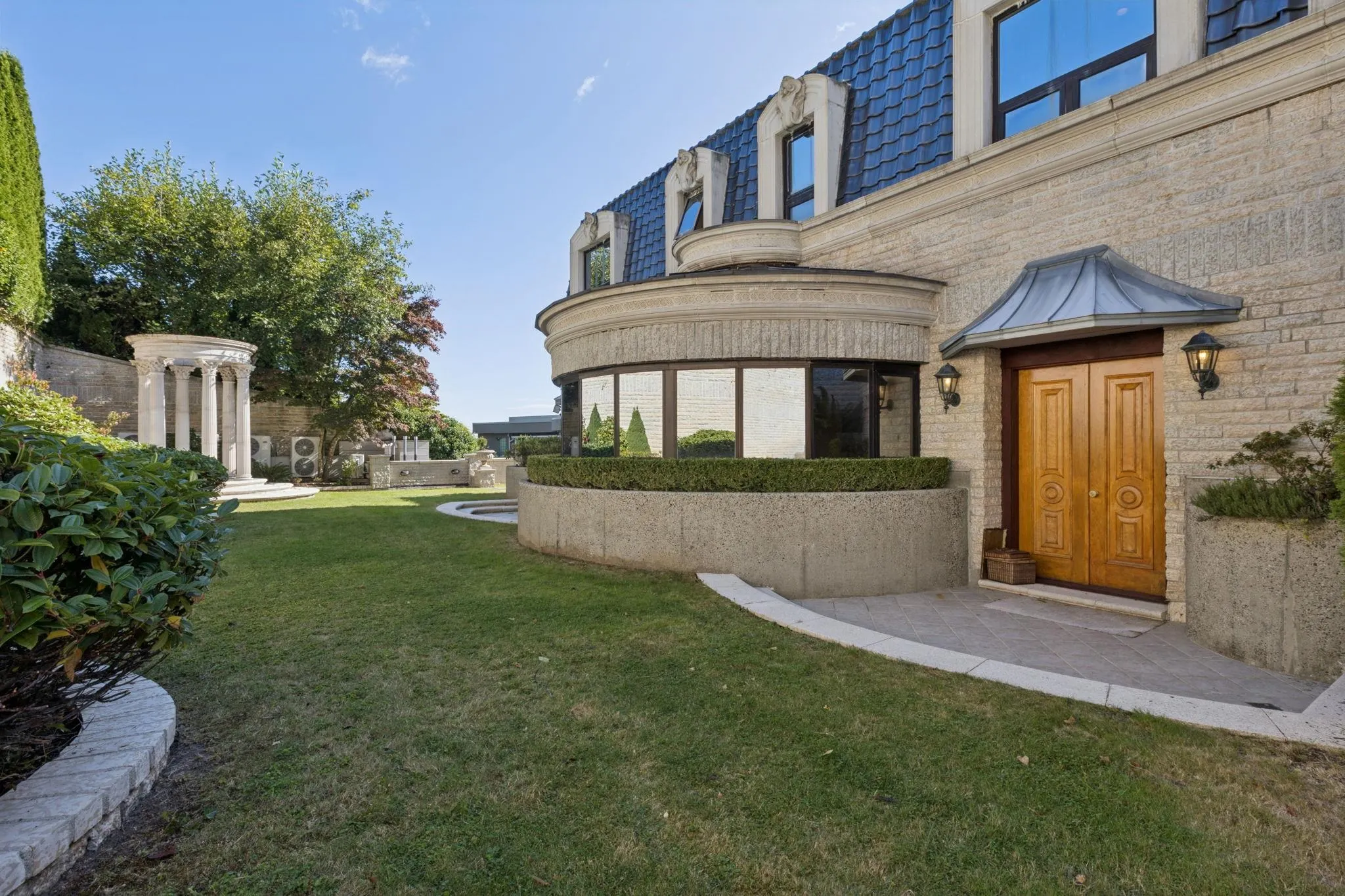 1471 Bramwell Road