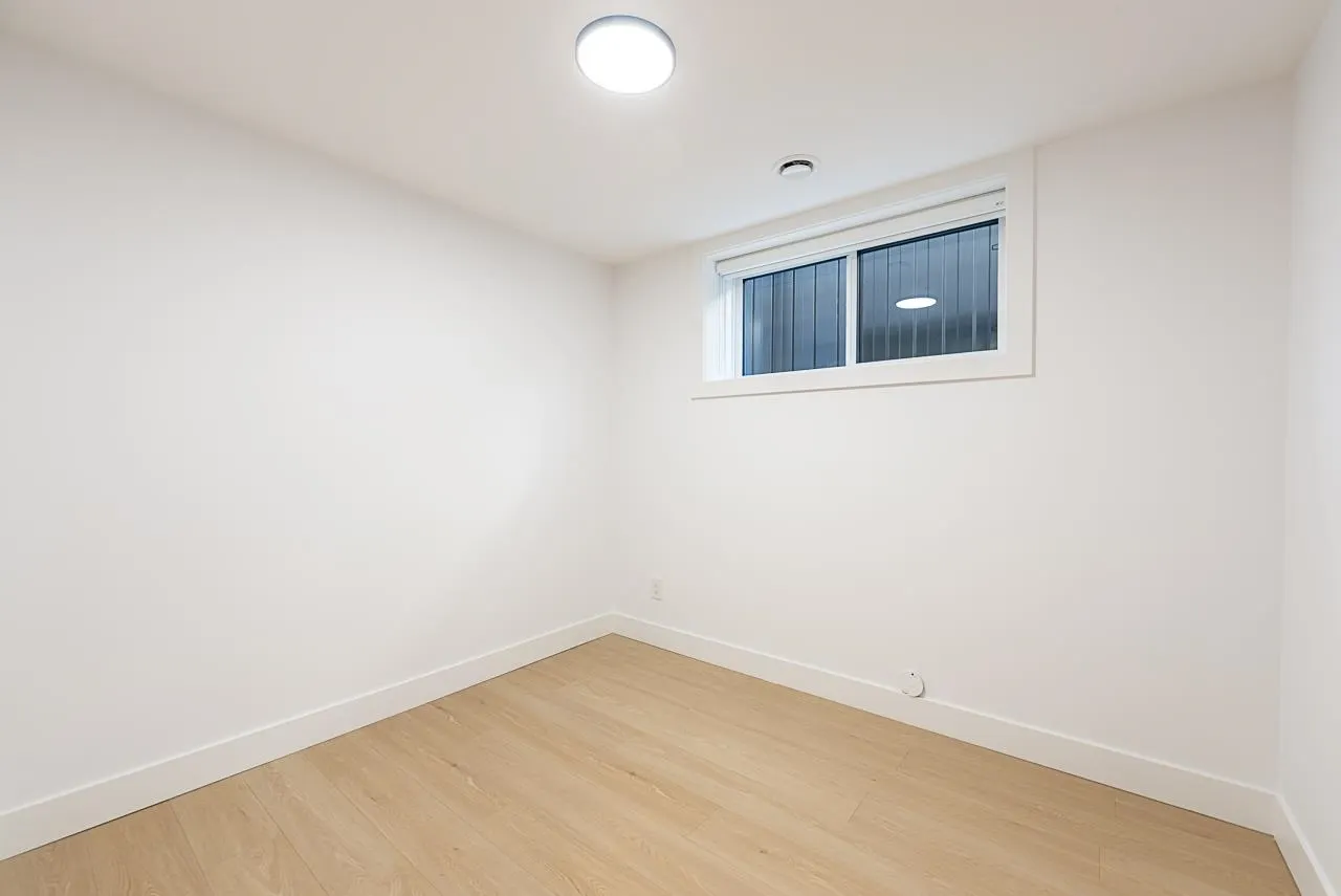 3940 Eton Street #4