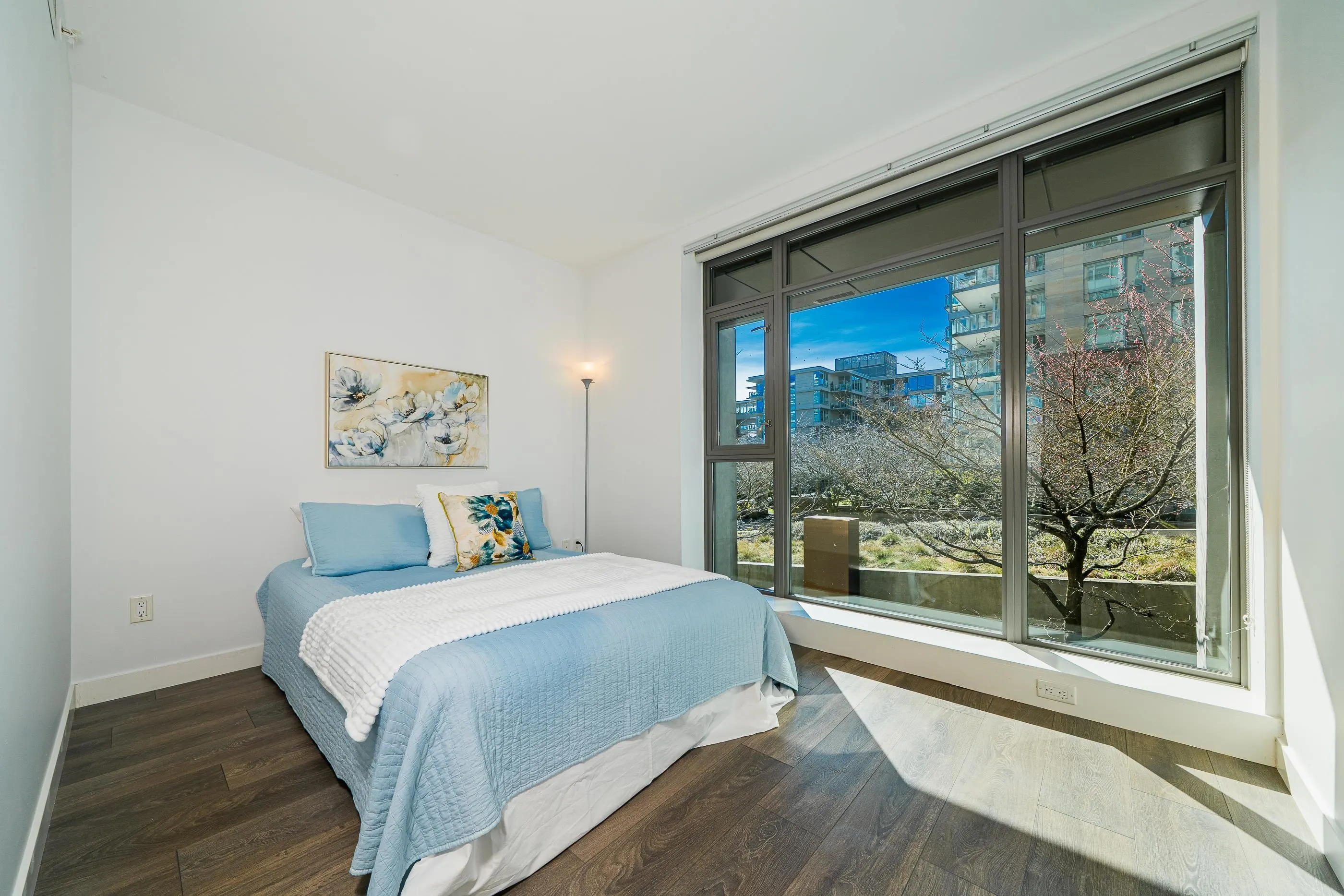 5782 Berton Avenue #203