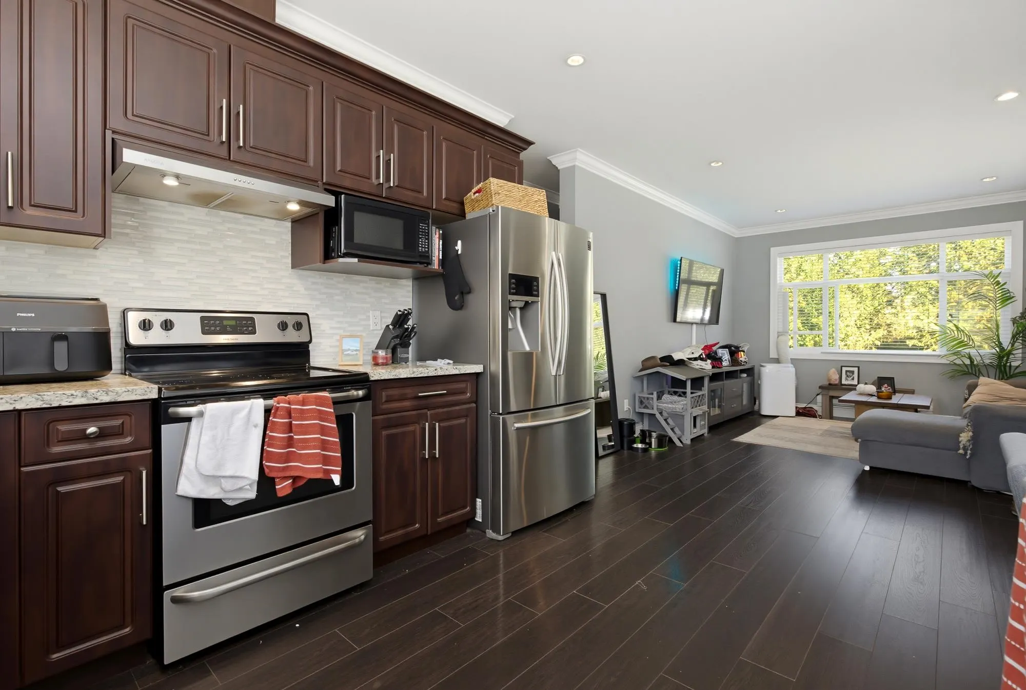 5737 264th St Street