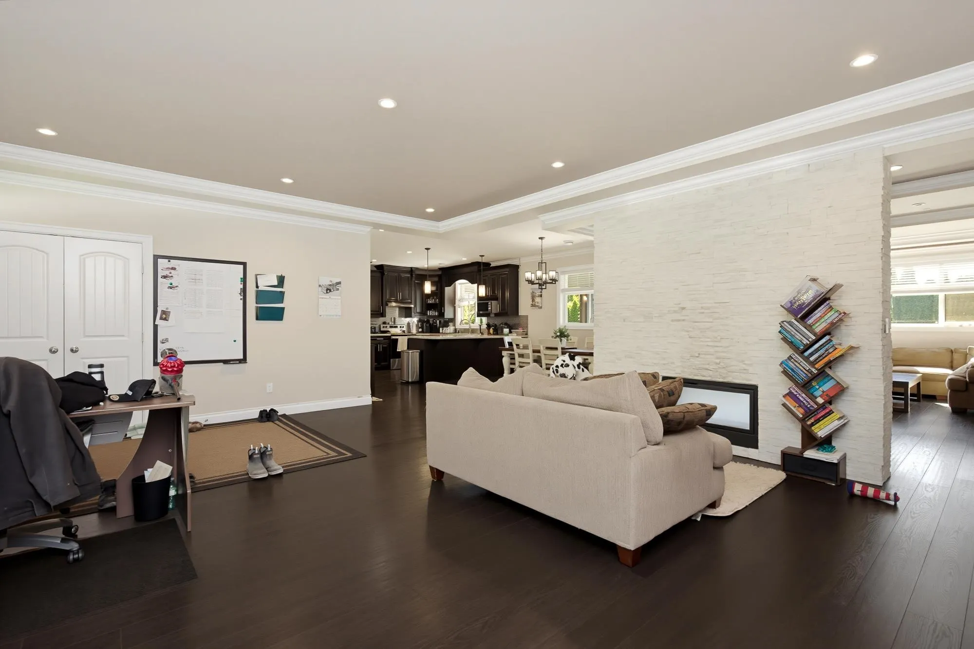 5737 264th St Street