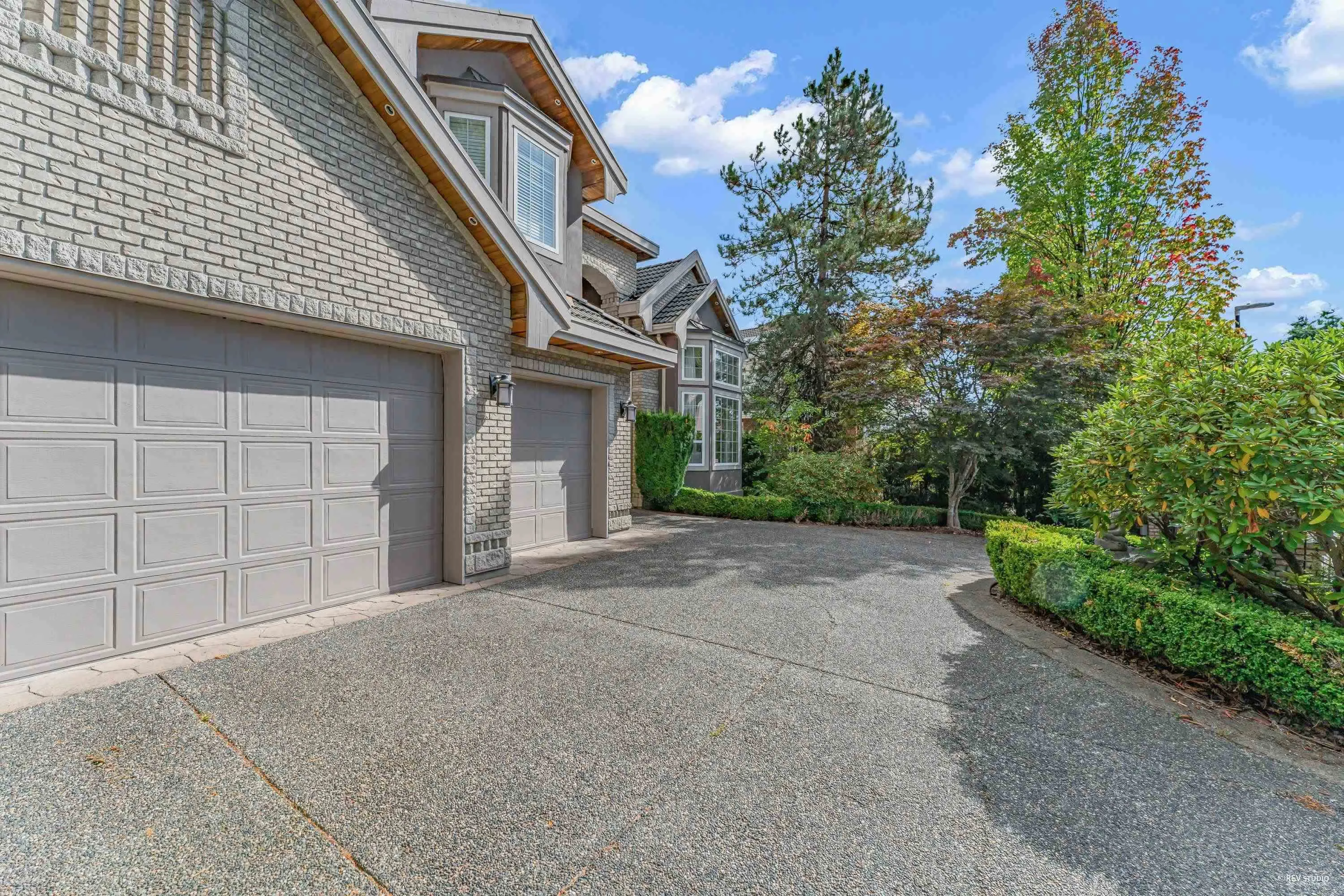 1729 Hampton Dr