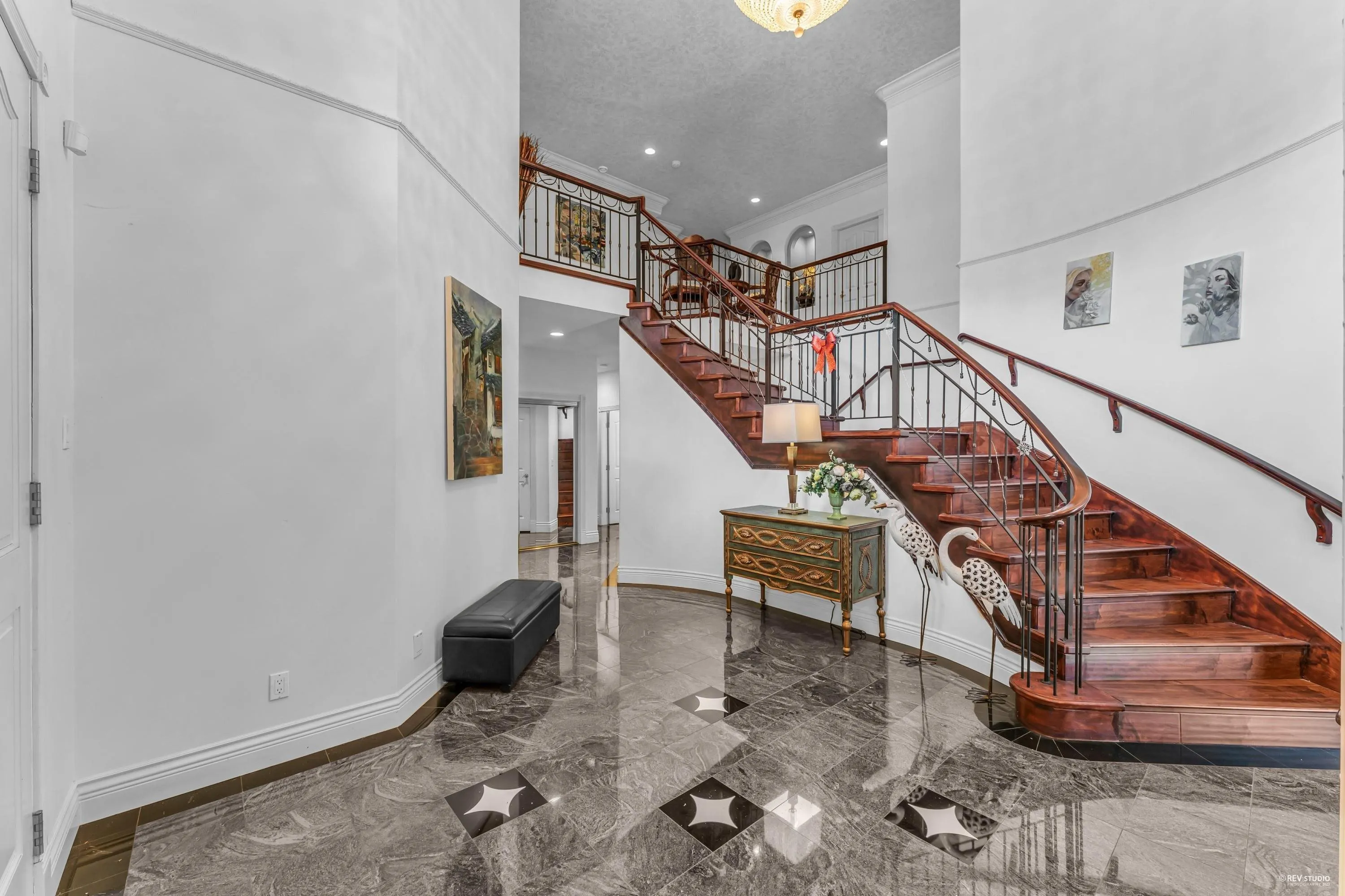 1729 Hampton Dr