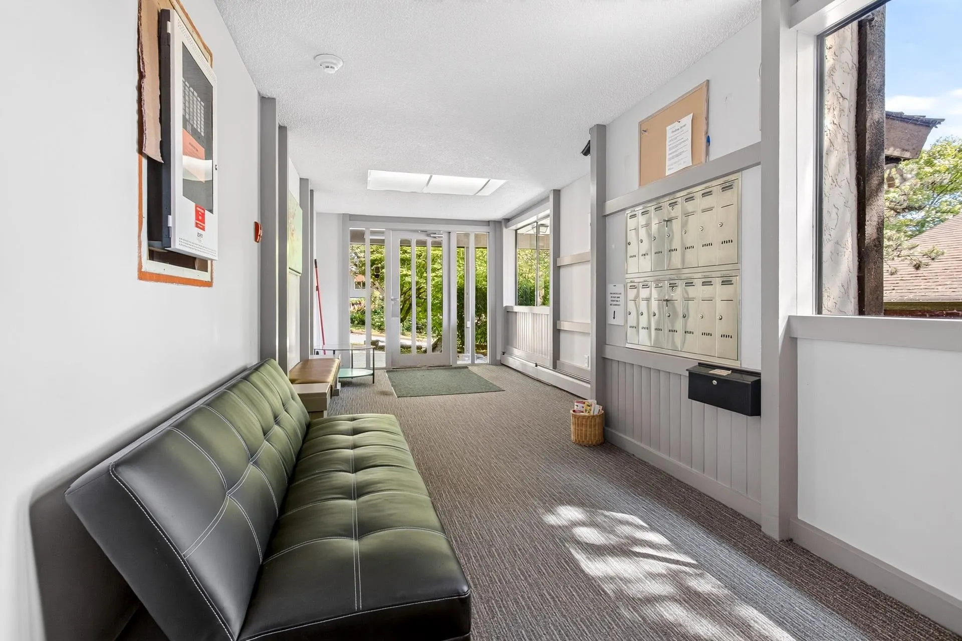 338 Ward Street #201