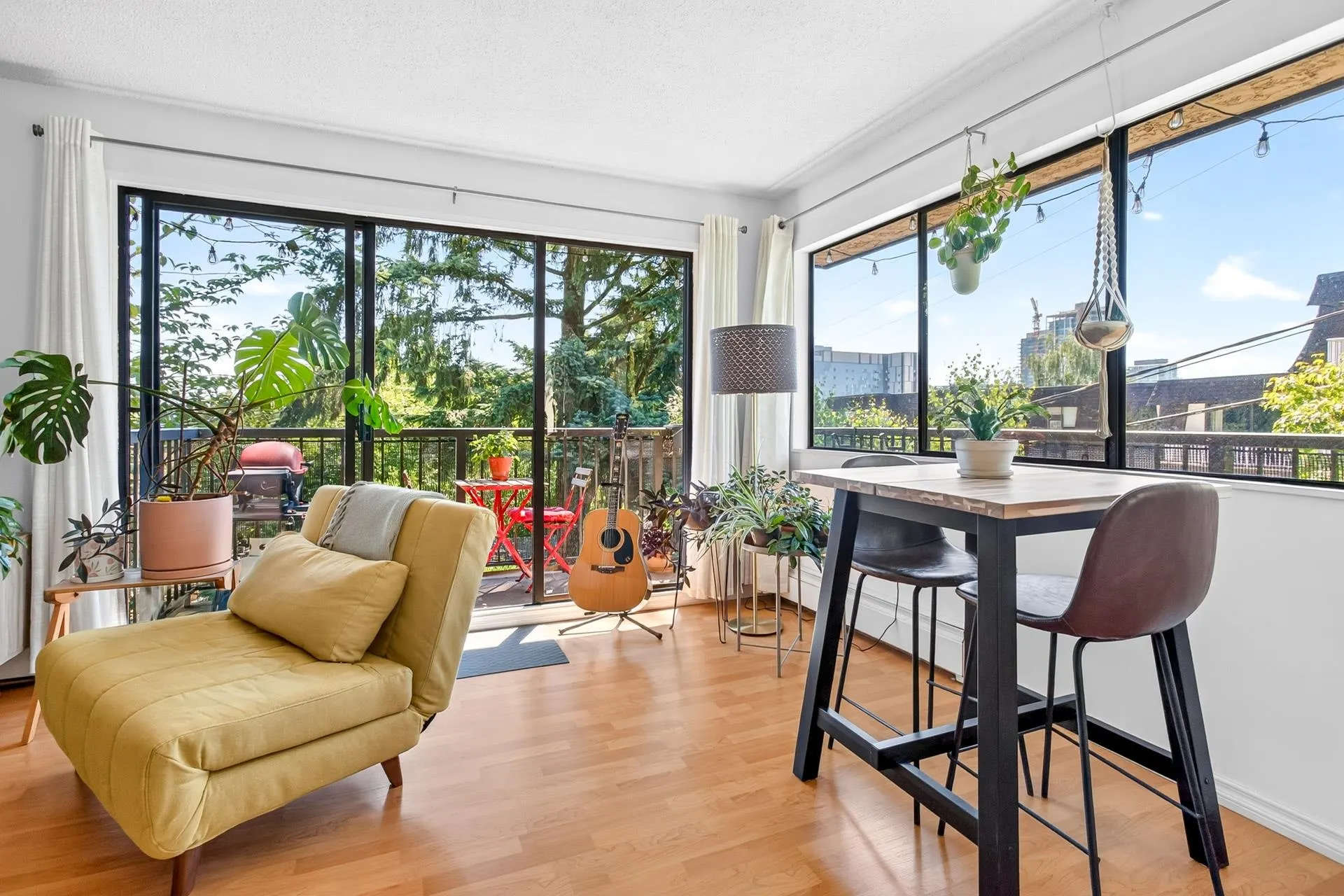 338 Ward Street #201