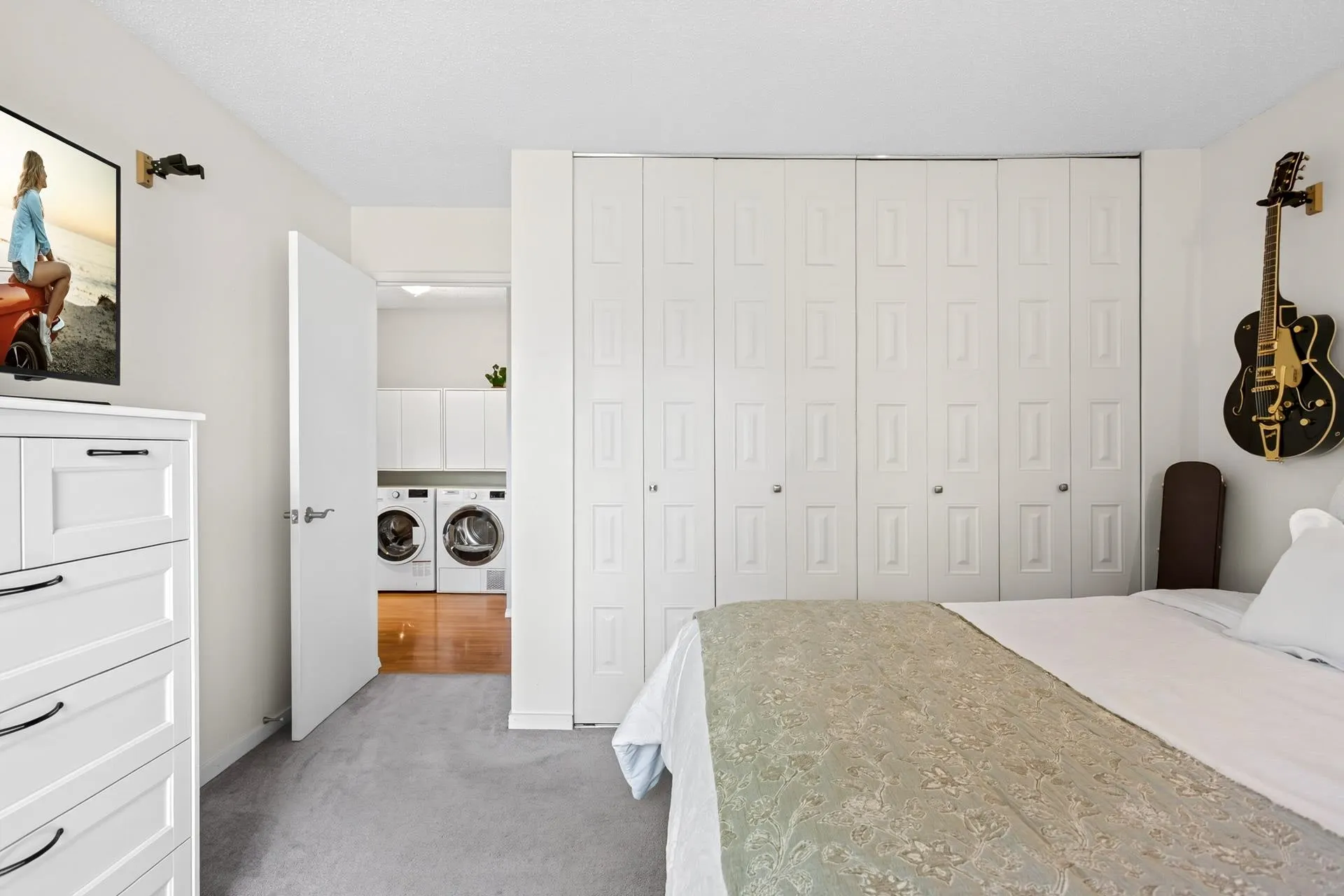 338 Ward Street #201