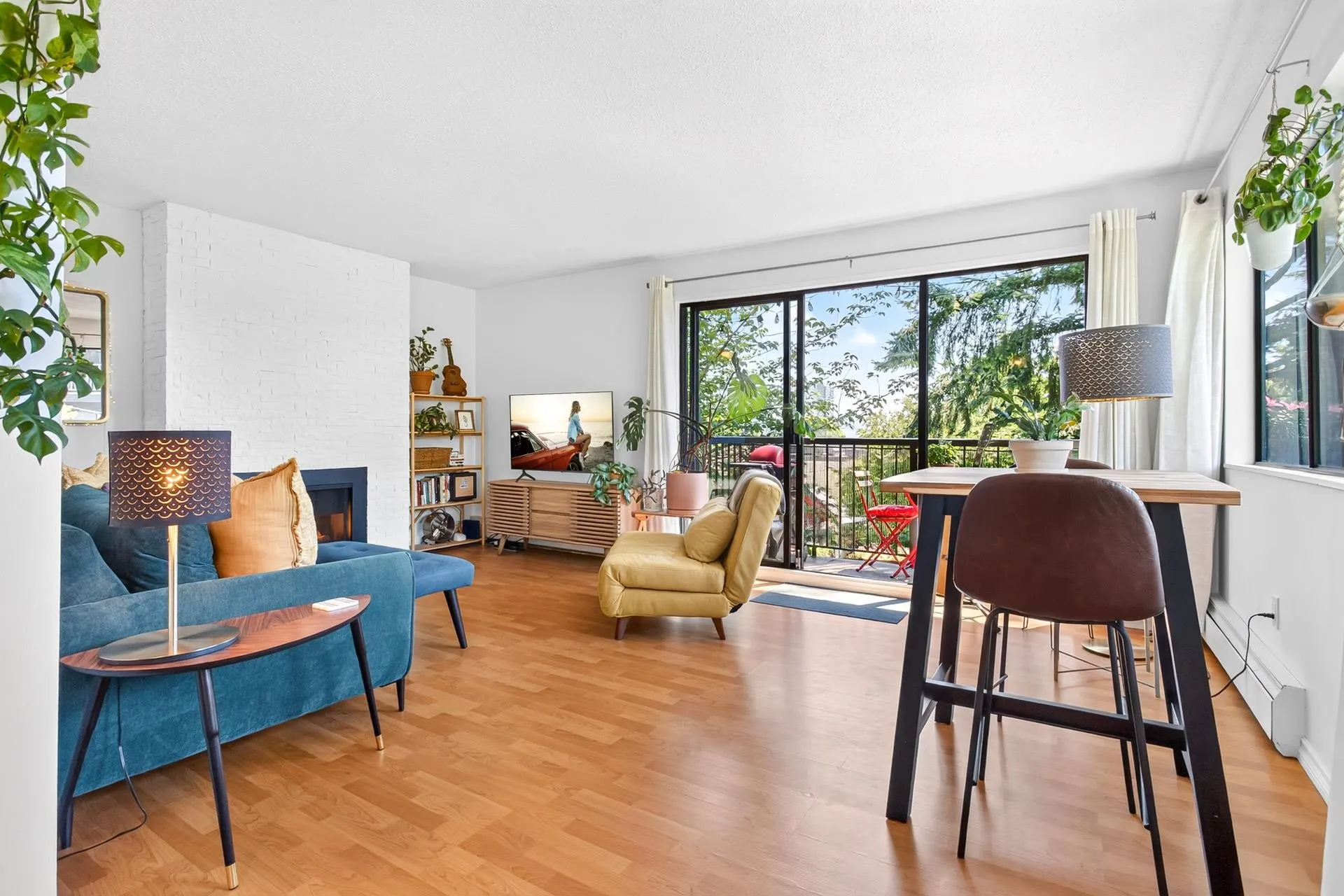 338 Ward Street #201