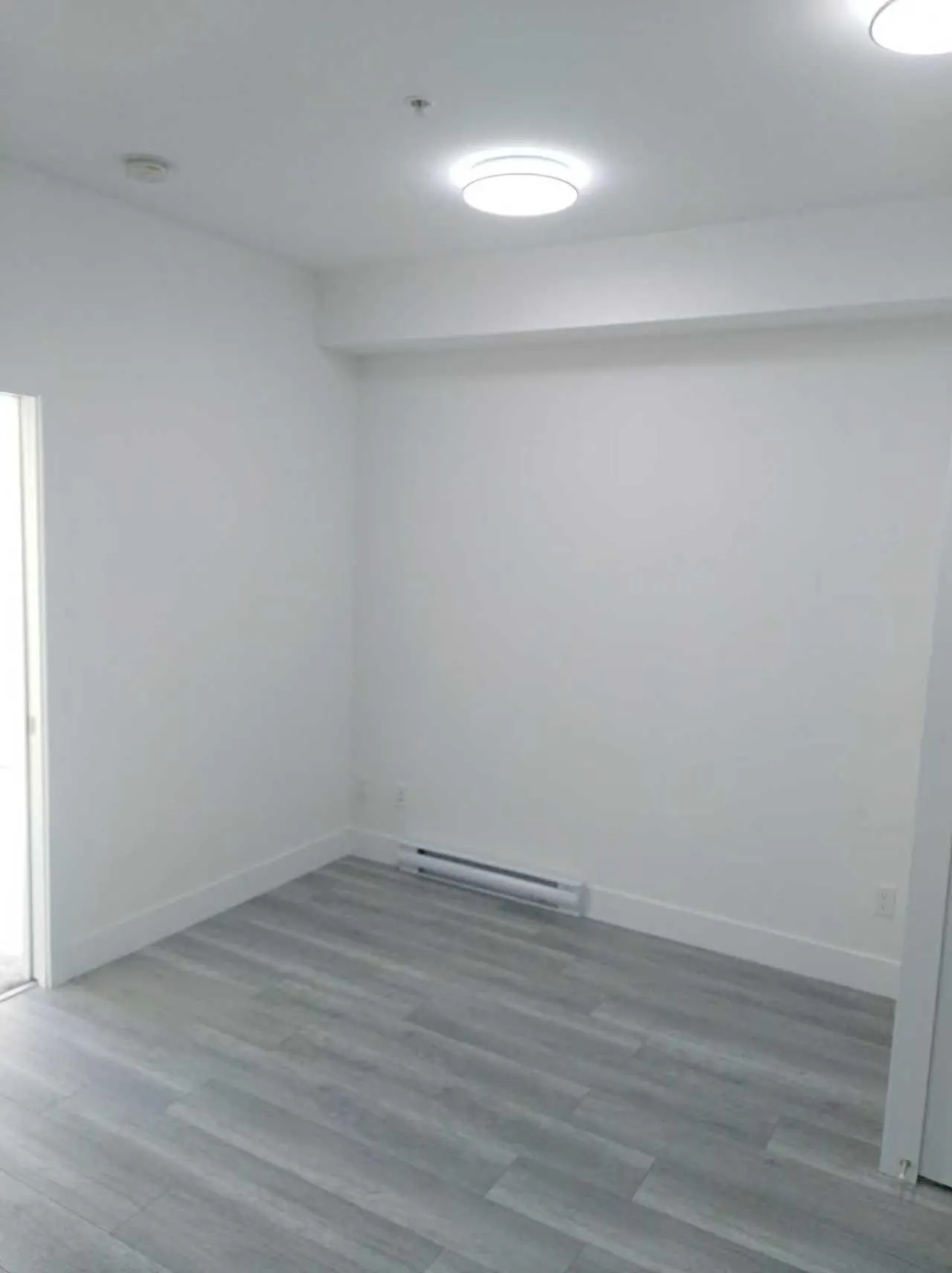 9689 140 Street #5xx