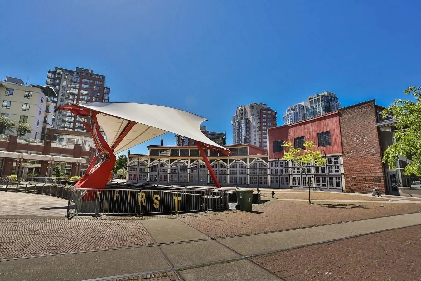 1033 Marinaside Crescent #2306