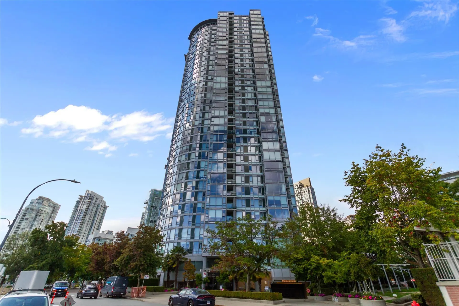 1033 Marinaside Crescent #2306