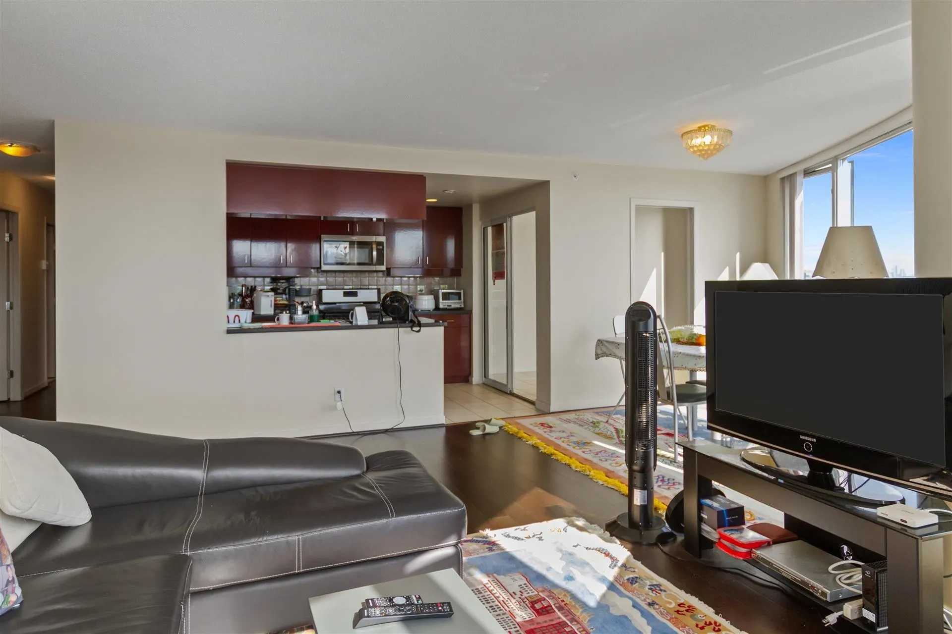1033 Marinaside Crescent #2306