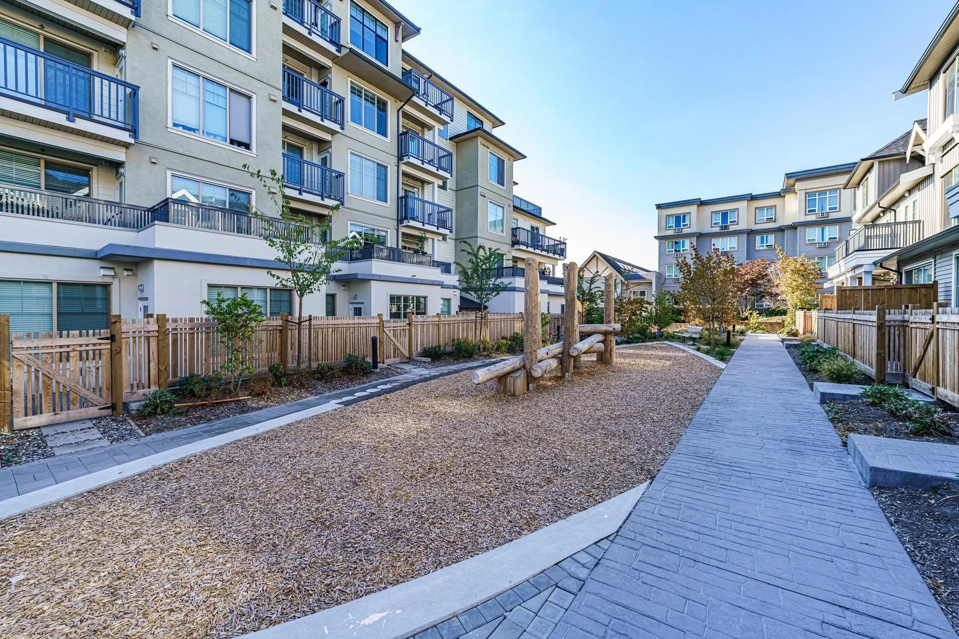 20487 65 Avenue #A502