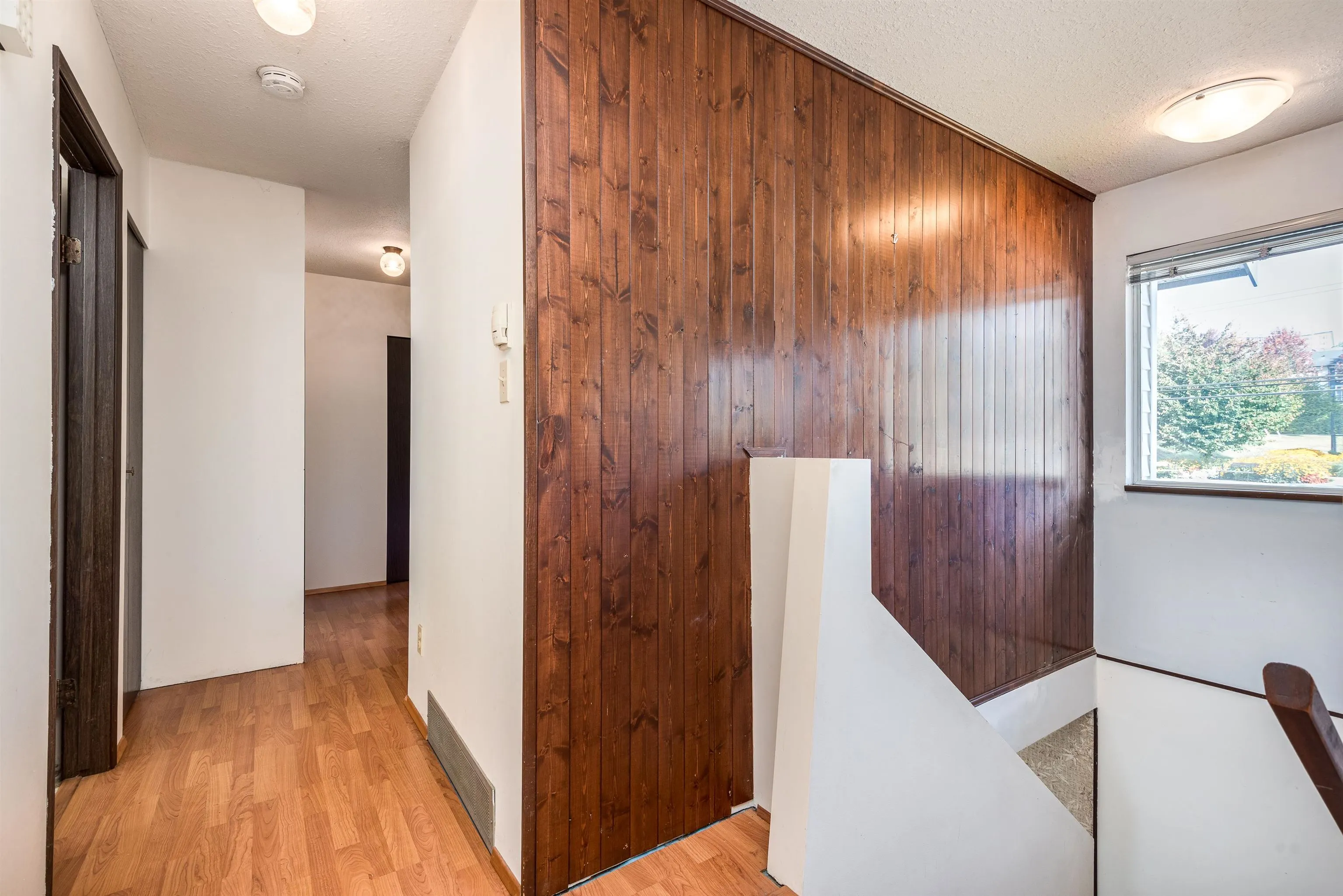 1260 Victoria Drive