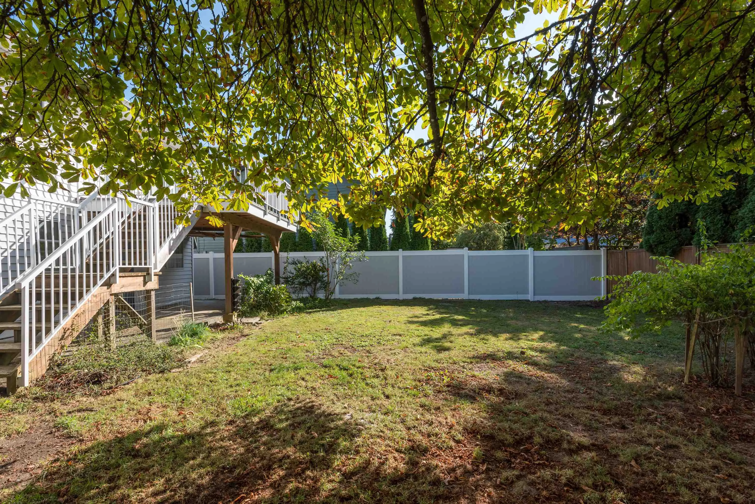 1260 Victoria Drive
