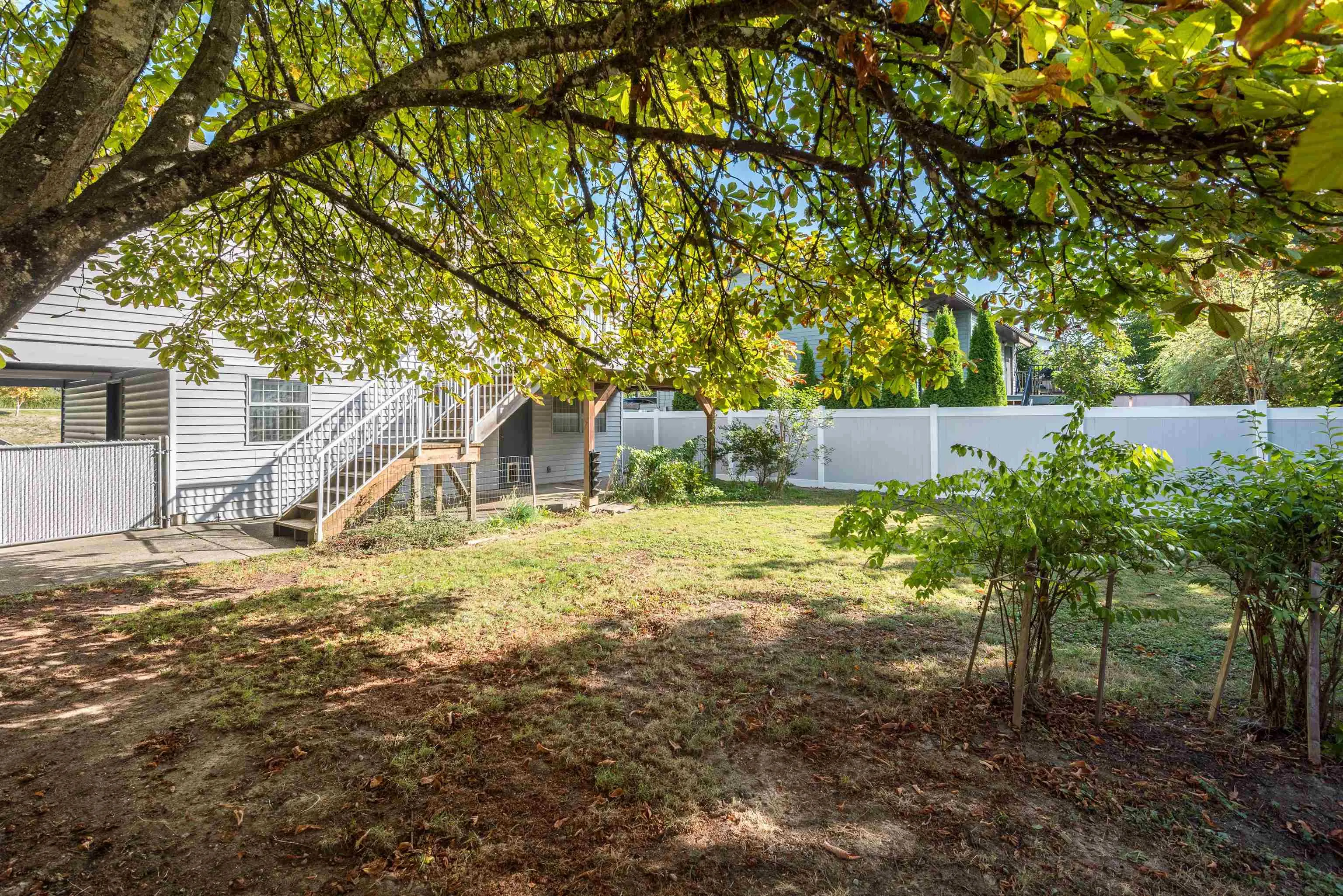1260 Victoria Drive