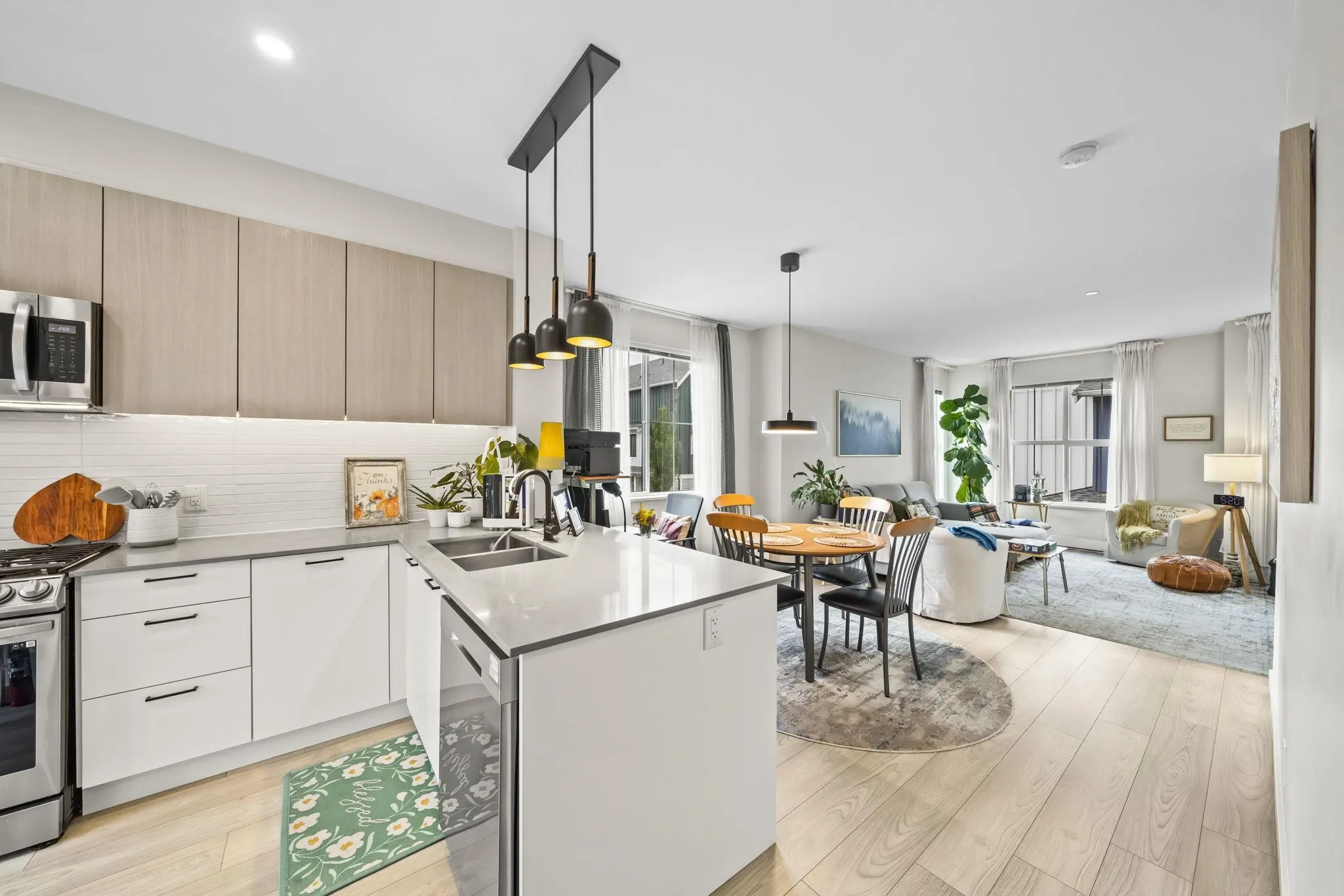 488 Furness Street #64