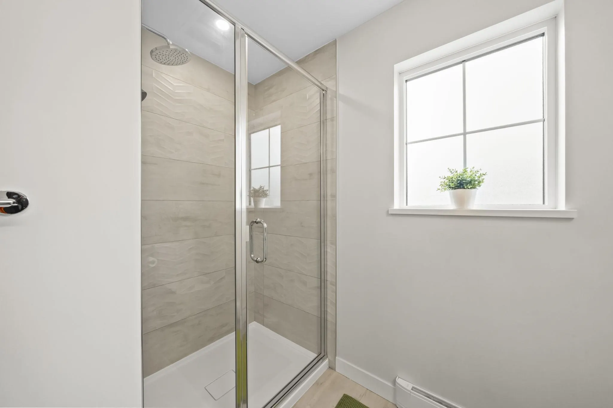 488 Furness Street #64
