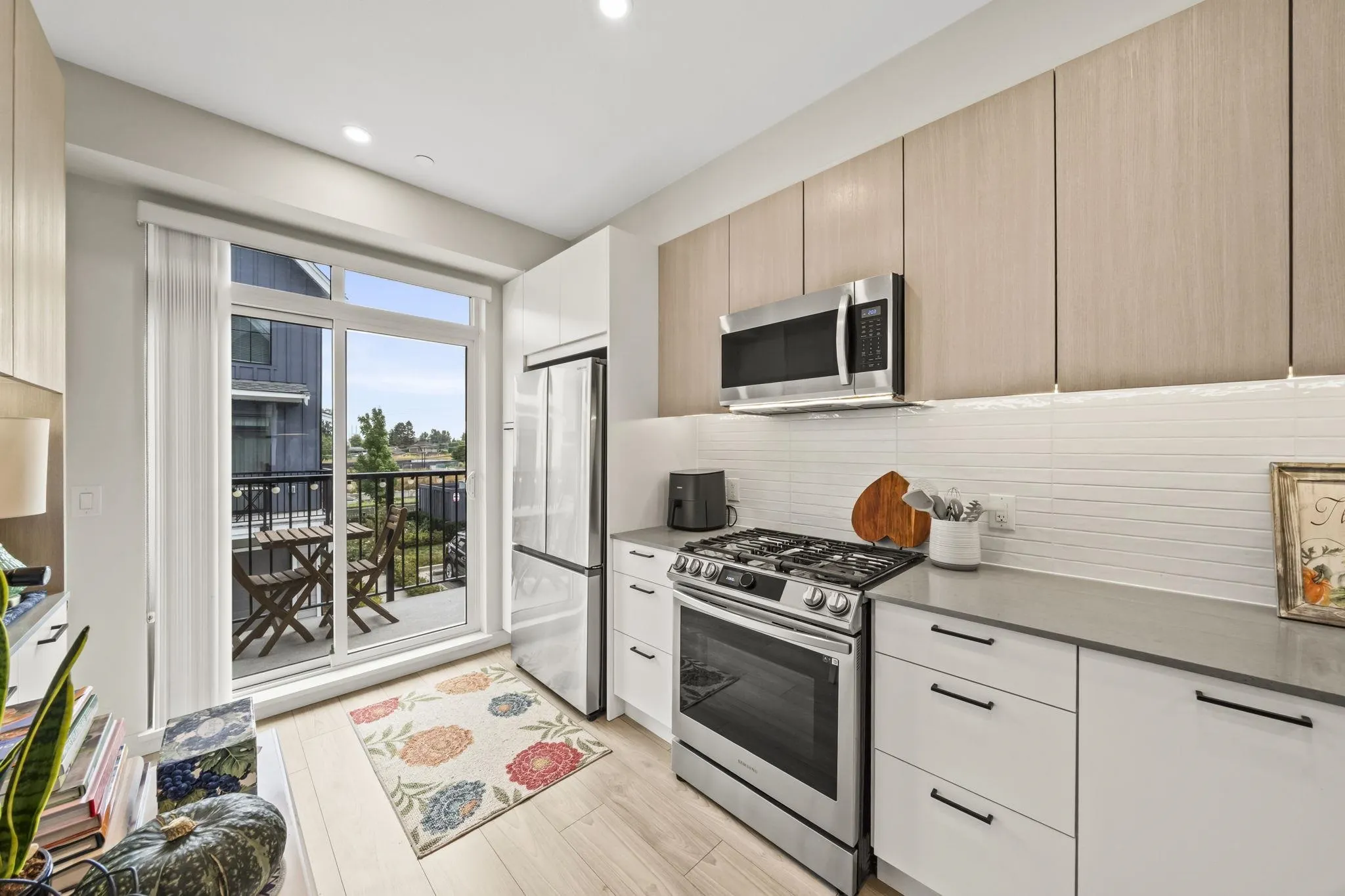 488 Furness Street #64