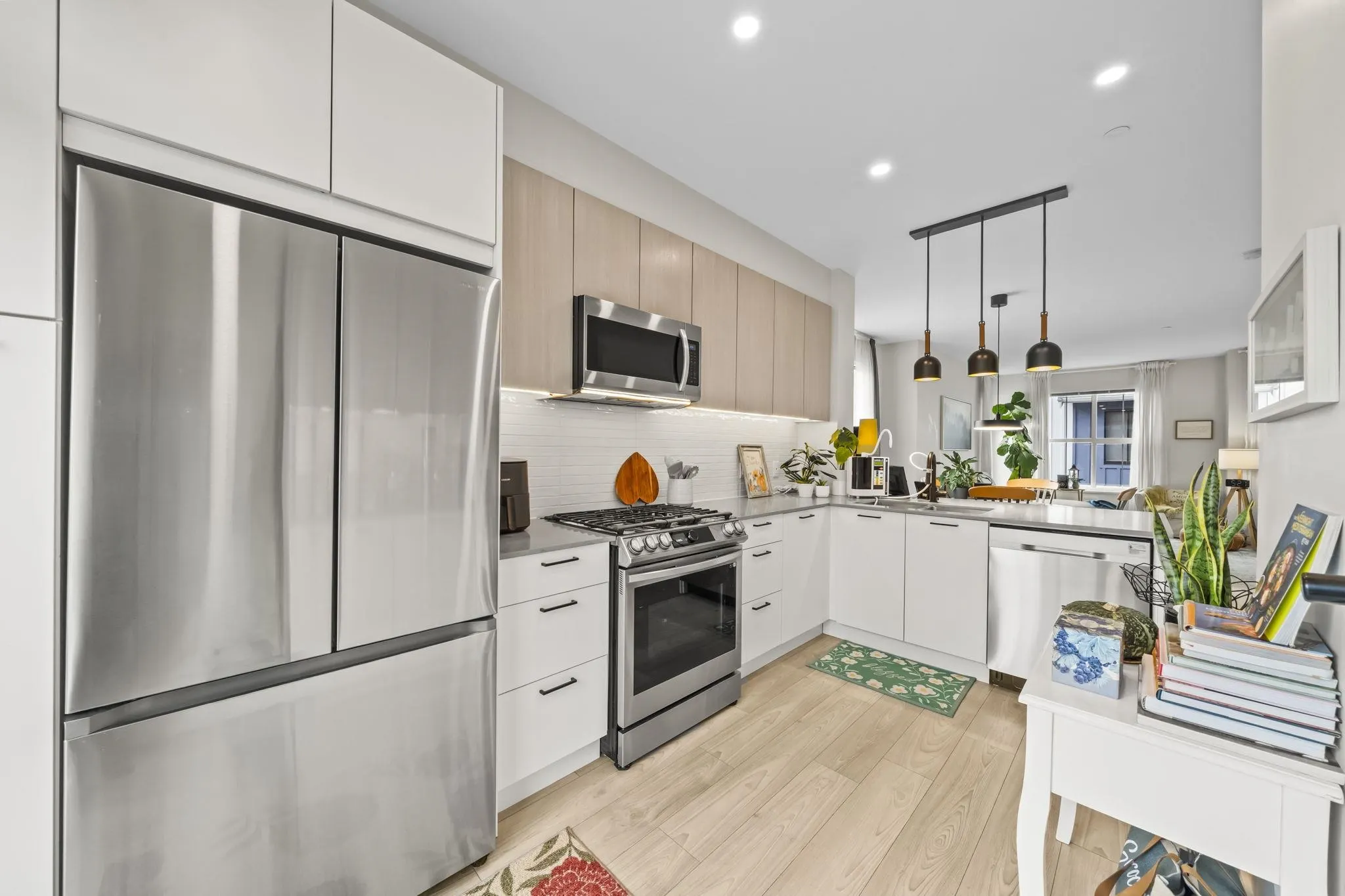 488 Furness Street #64