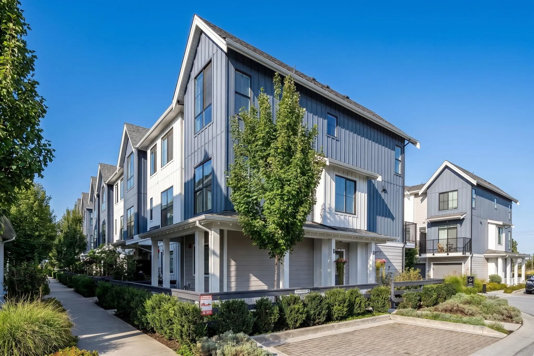 488 Furness Street #64