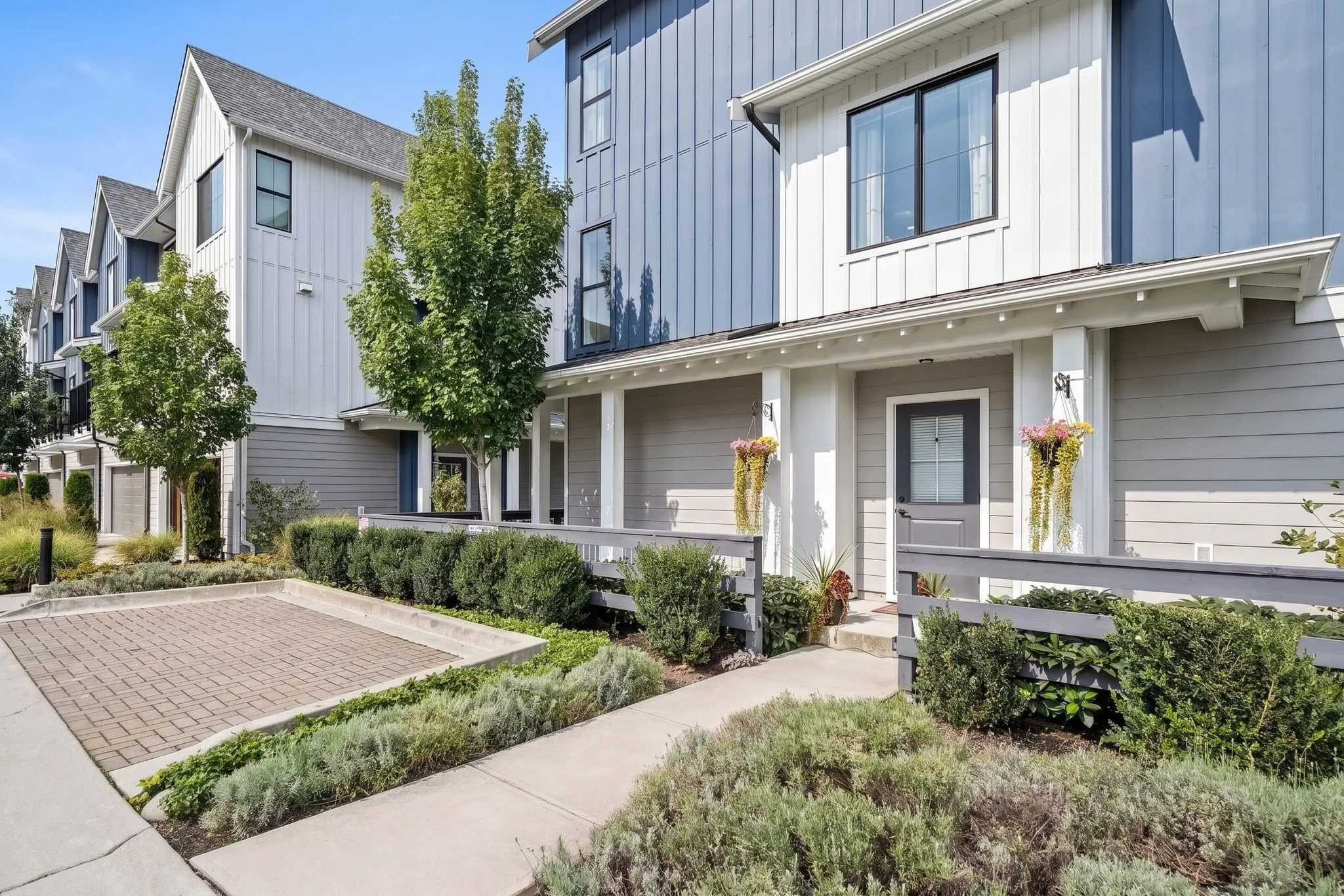 488 Furness Street #64