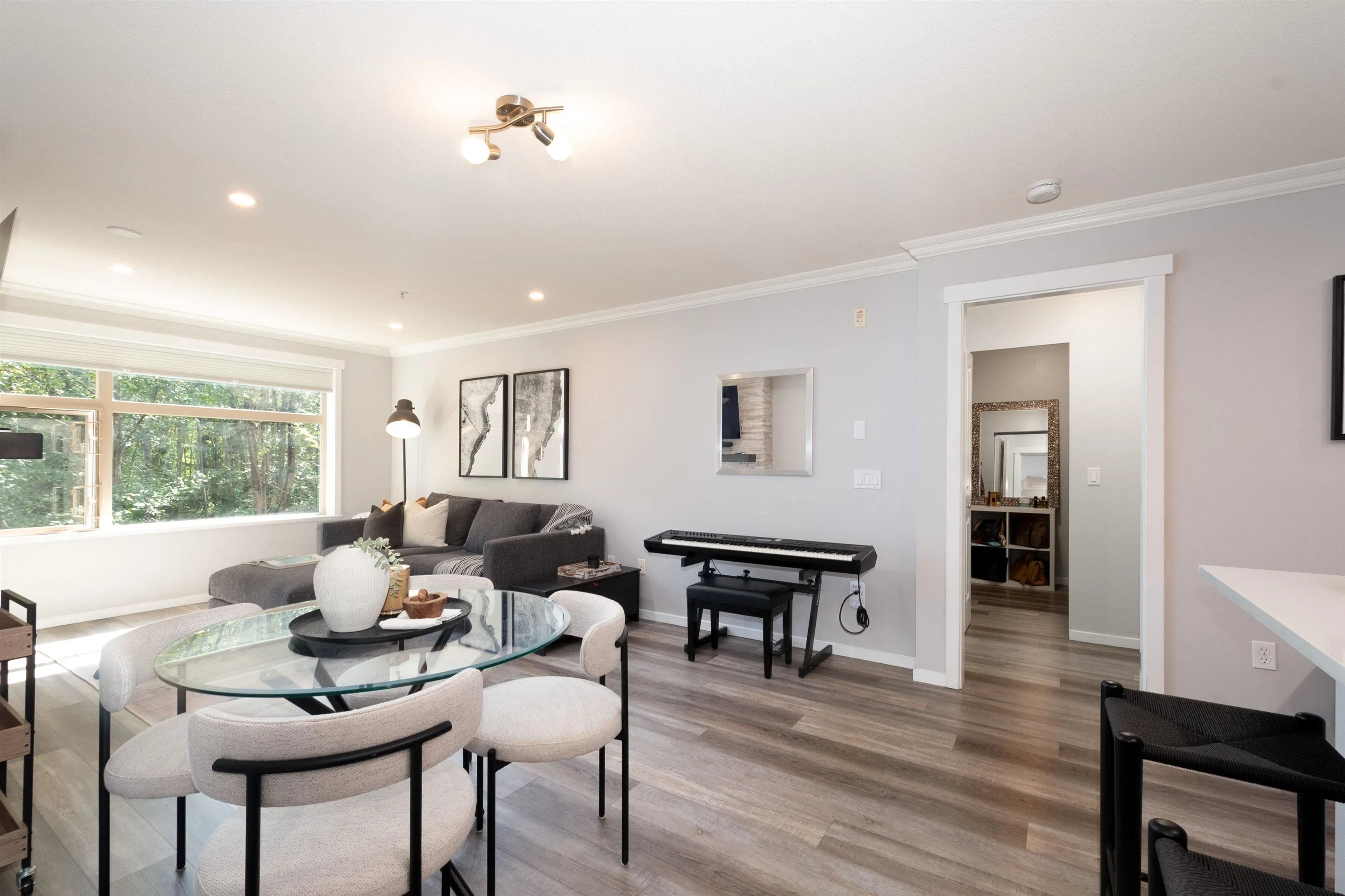 300 Klahanie Drive #204