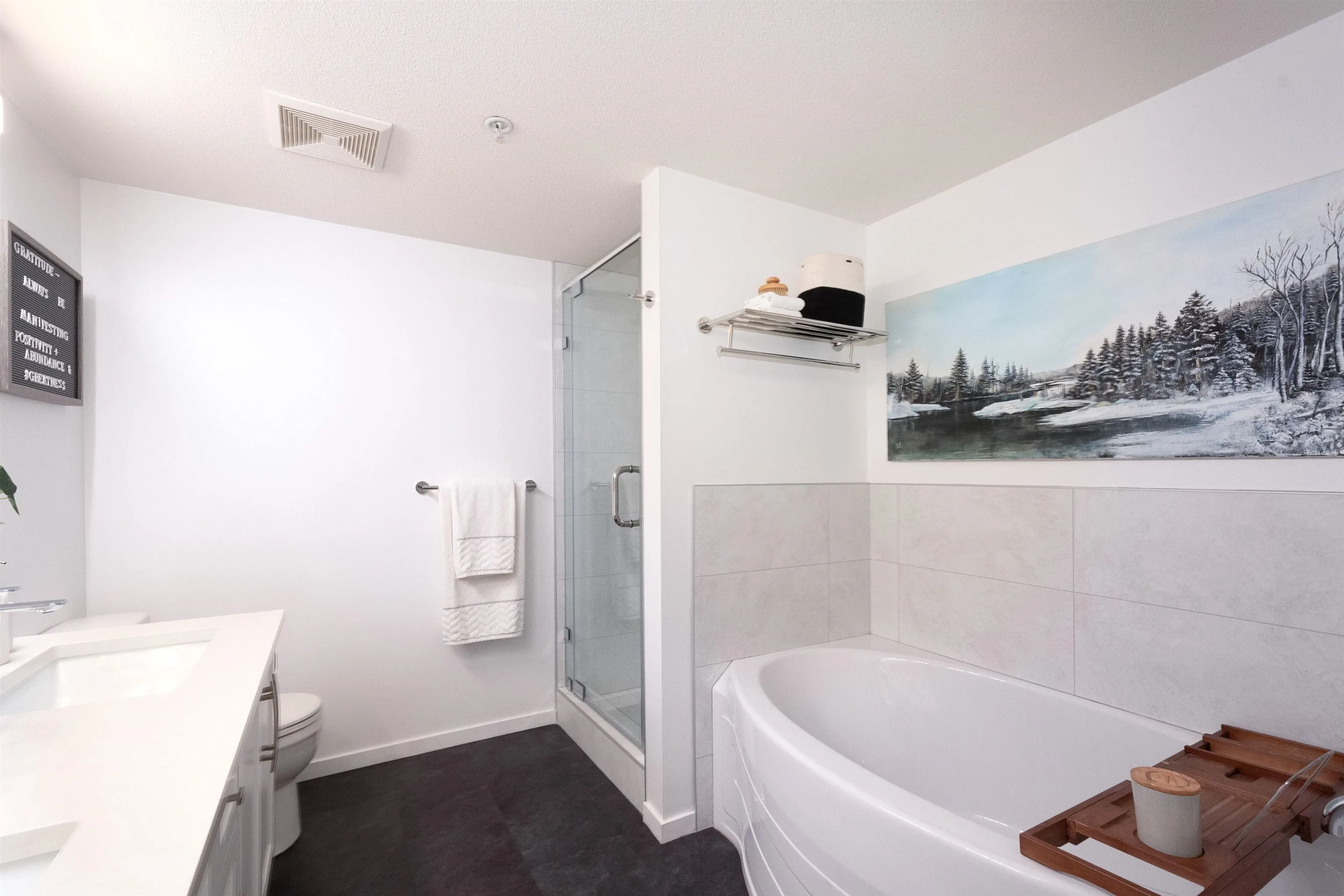 300 Klahanie Drive #204
