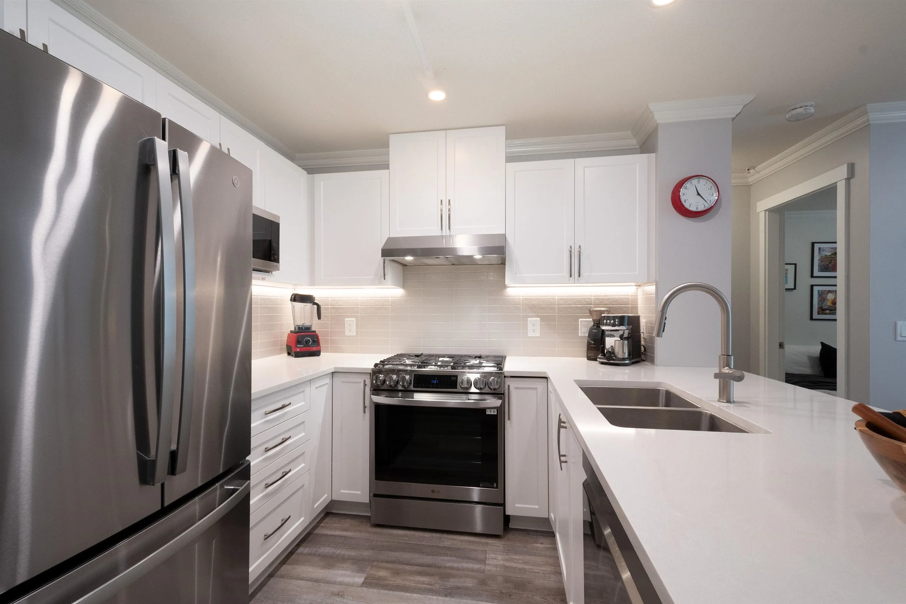 300 Klahanie Drive #204